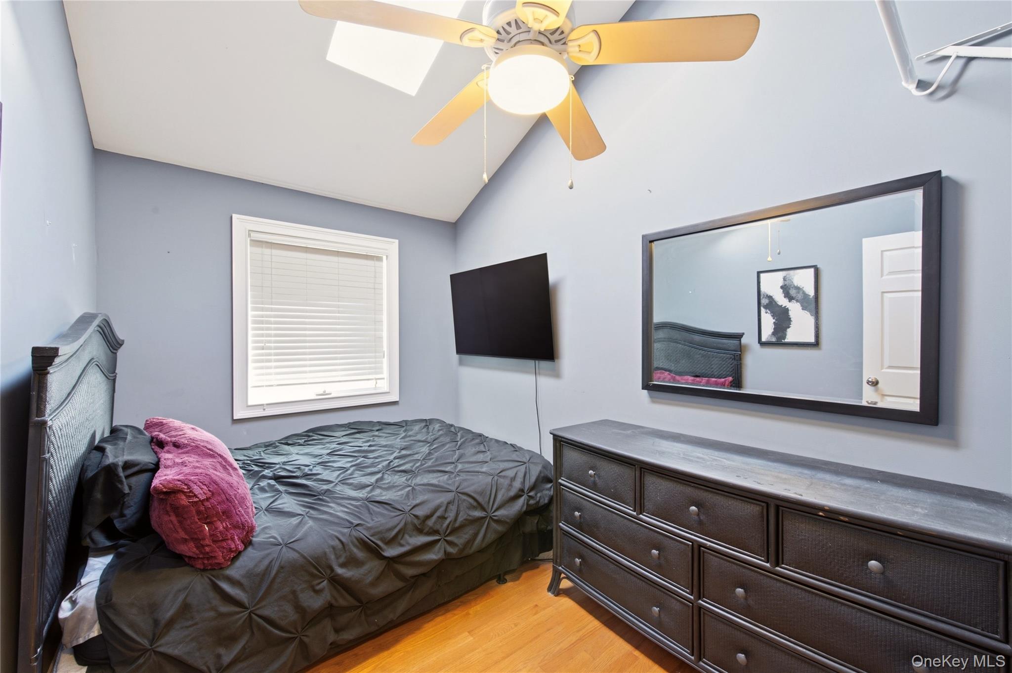 15 Oakwood Street — photo 12
