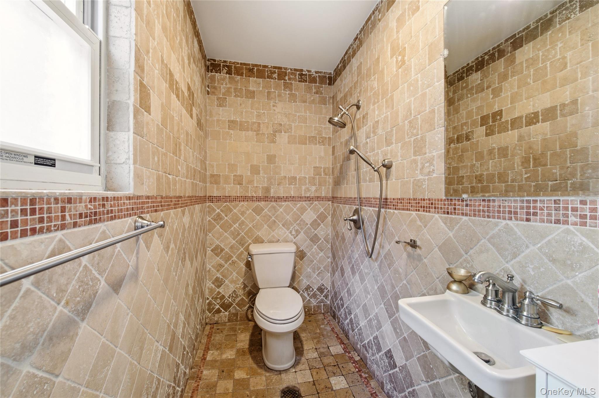 15 Oakwood Street — photo 16