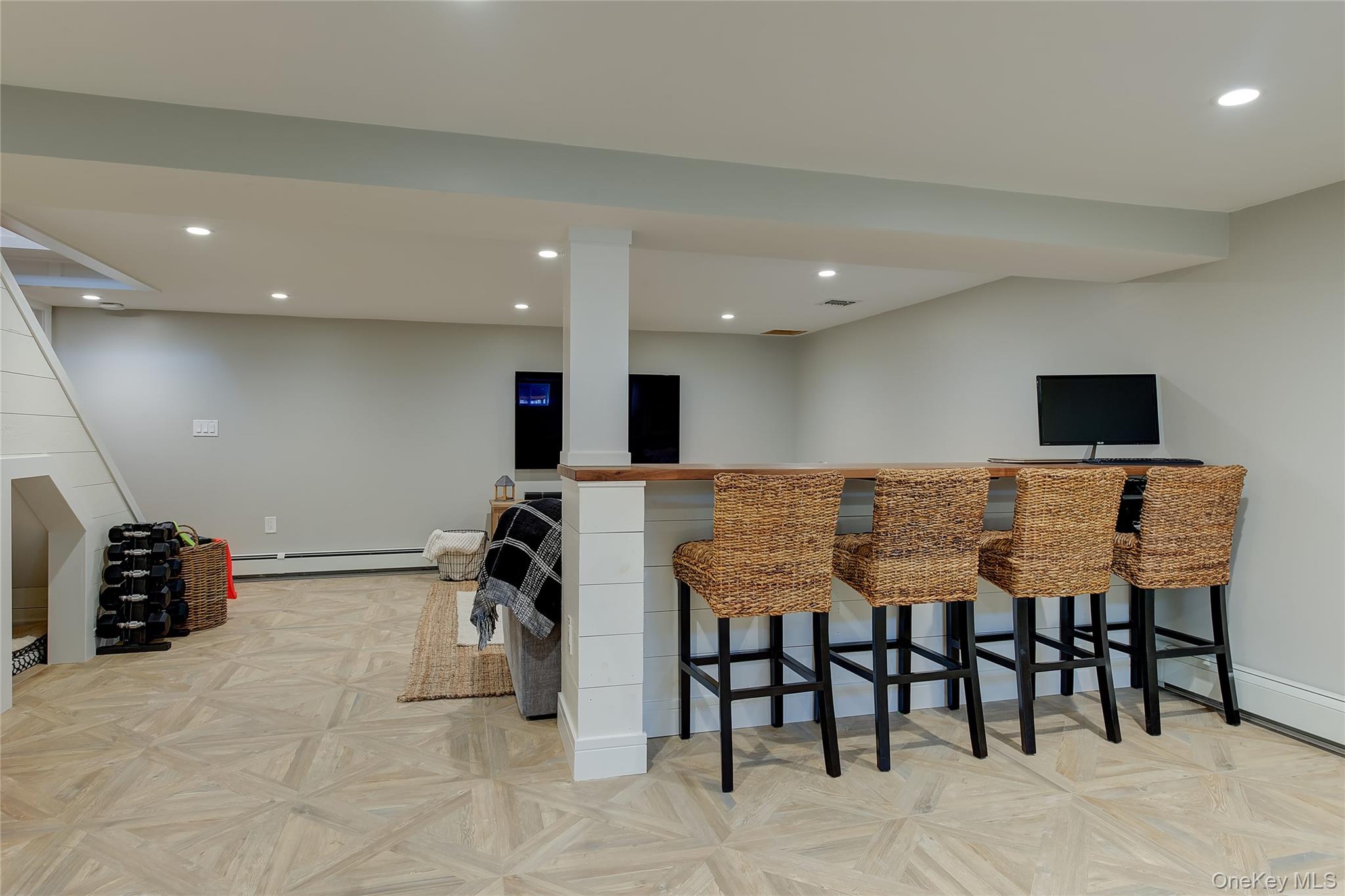 31 Garden Circle — photo 16