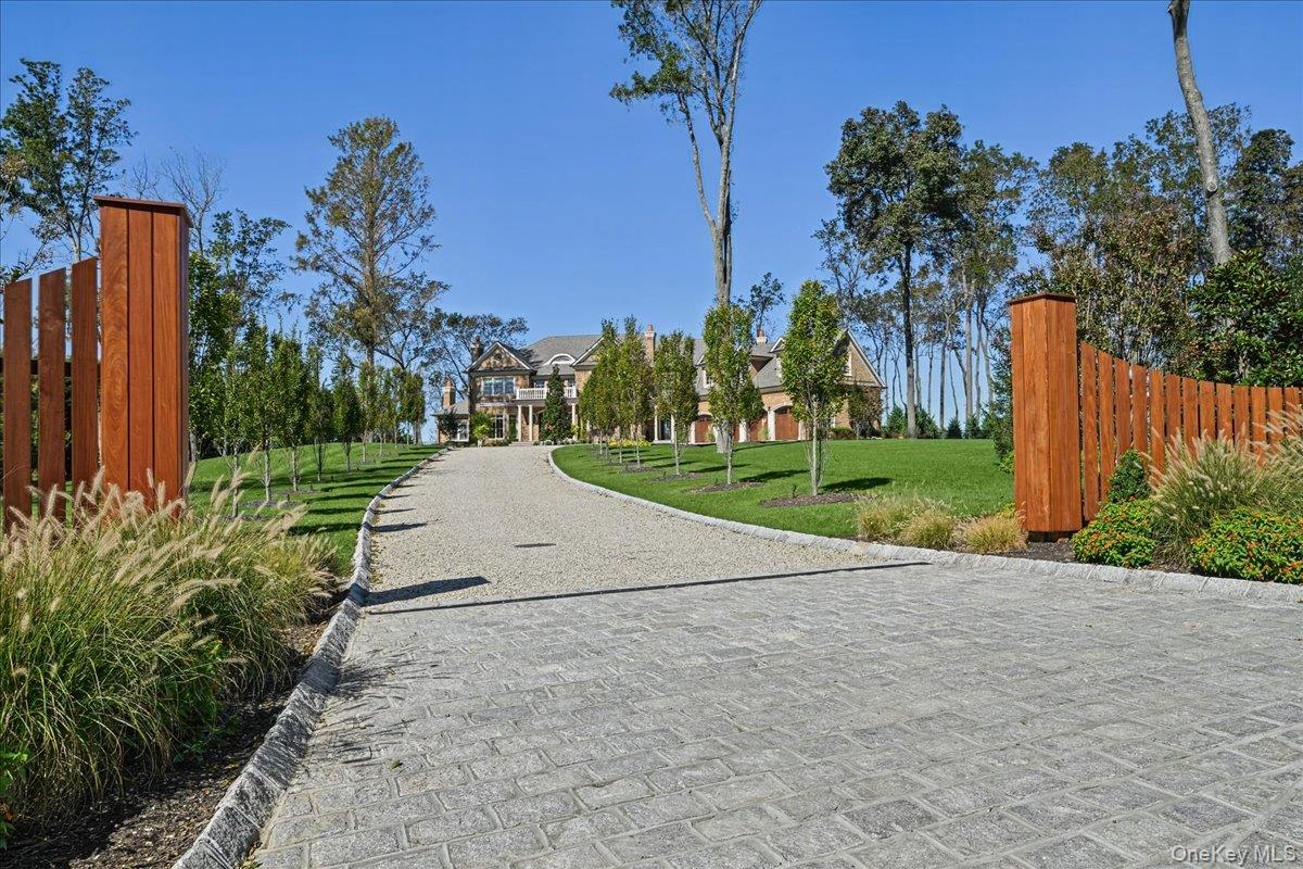 1 Hunters Way — photo 3