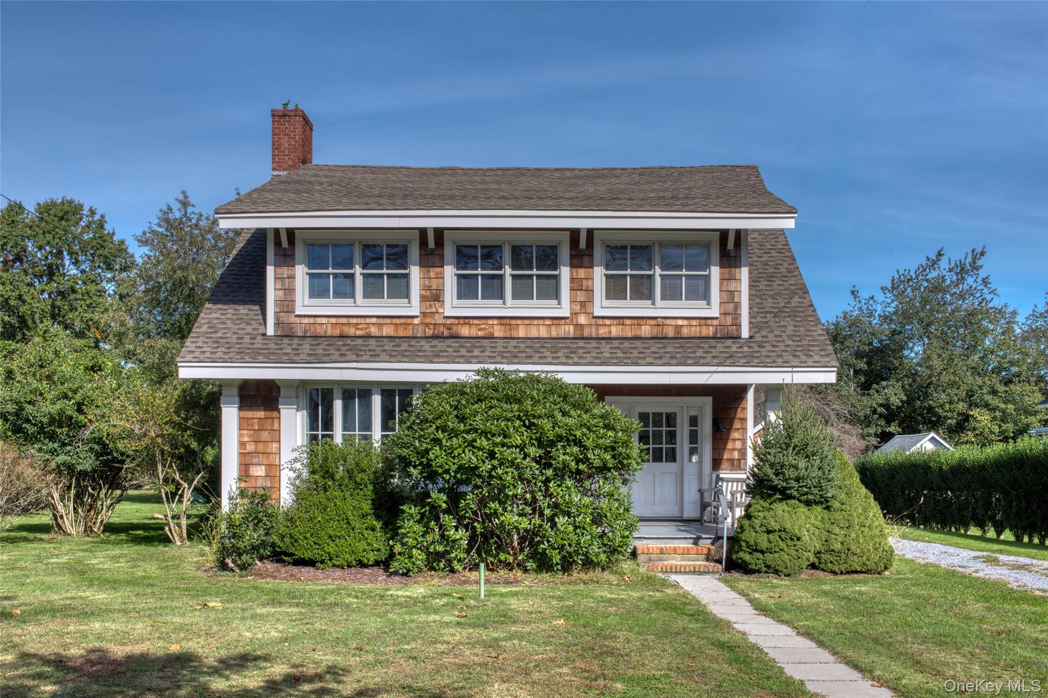 845 Orchard Street, Orient
