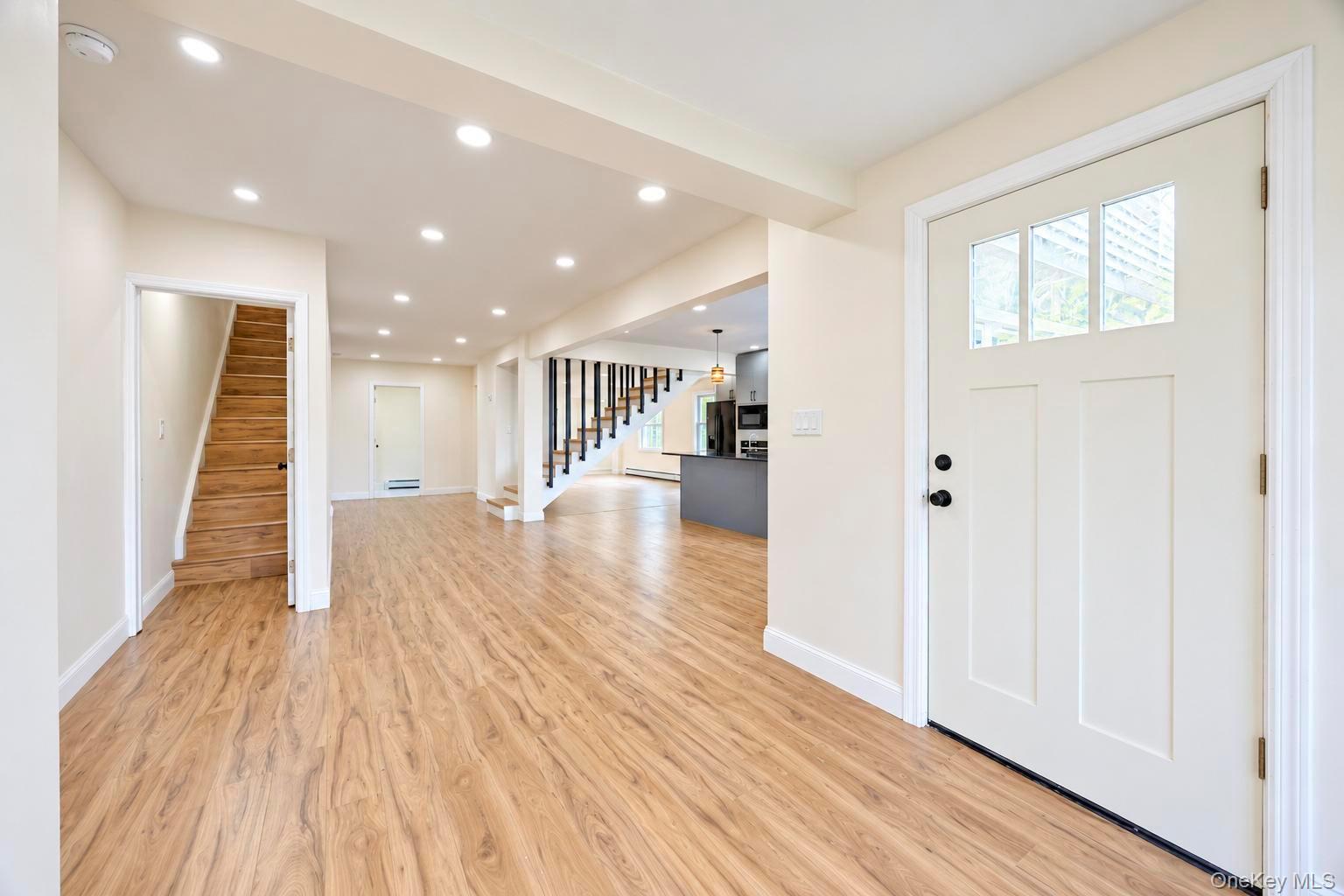 93 Vermont Avenue — photo 9