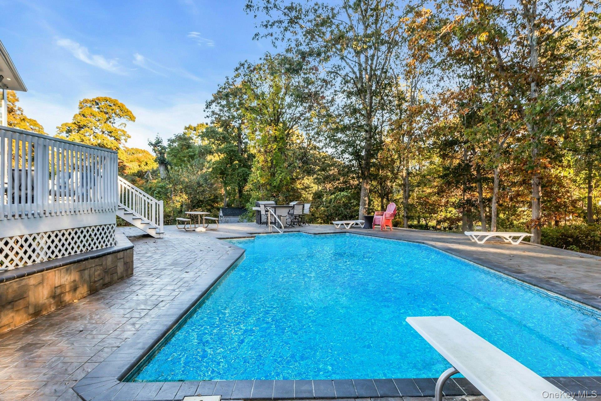19 Bay Woods Drive — photo 37