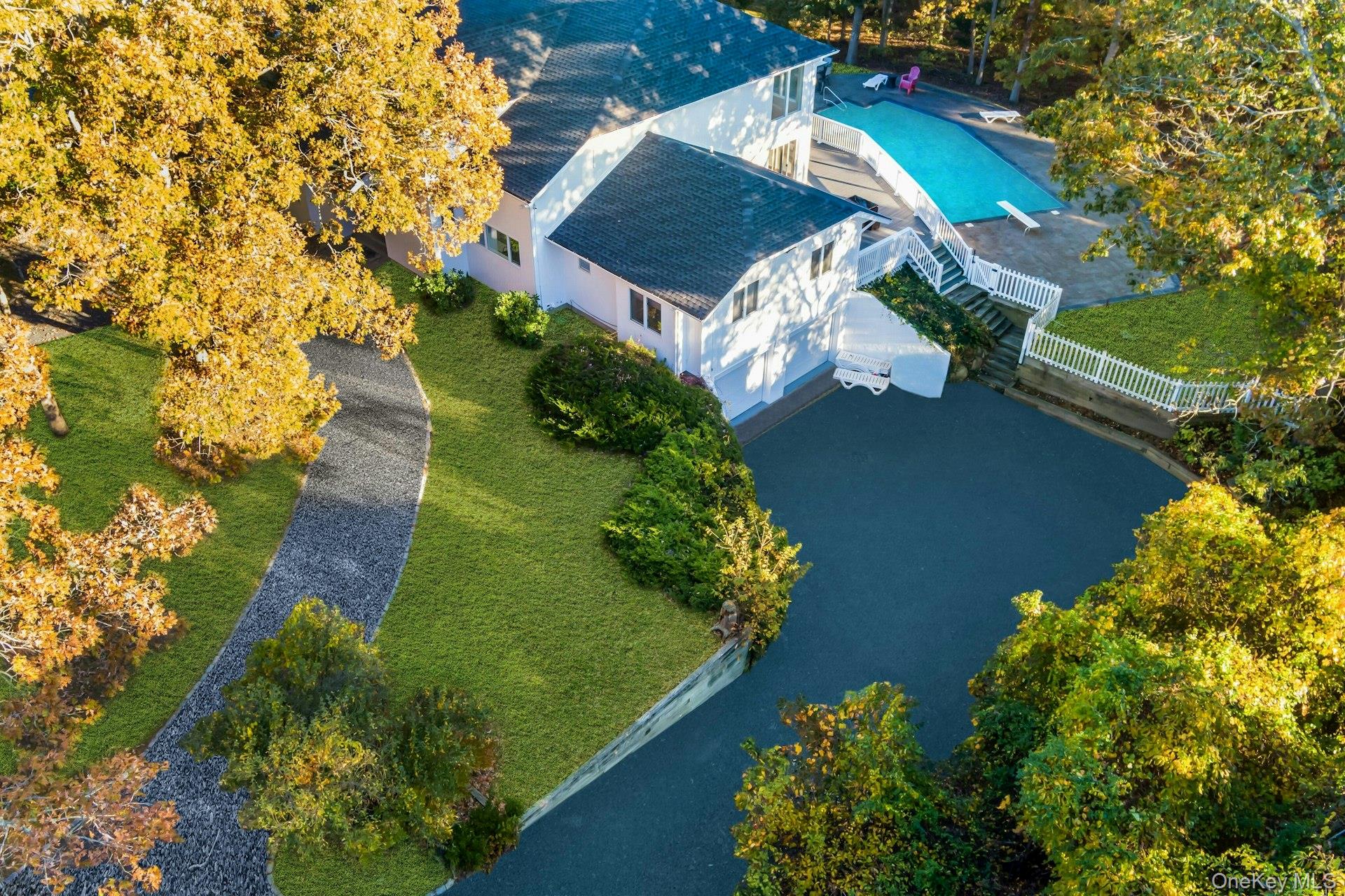 19 Bay Woods Drive — photo 43