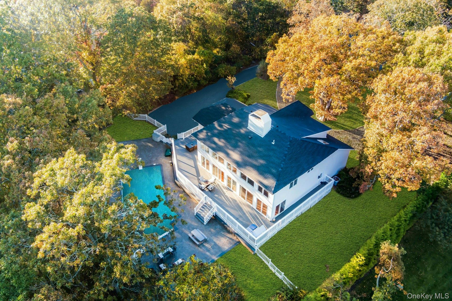 19 Bay Woods Drive — photo 45