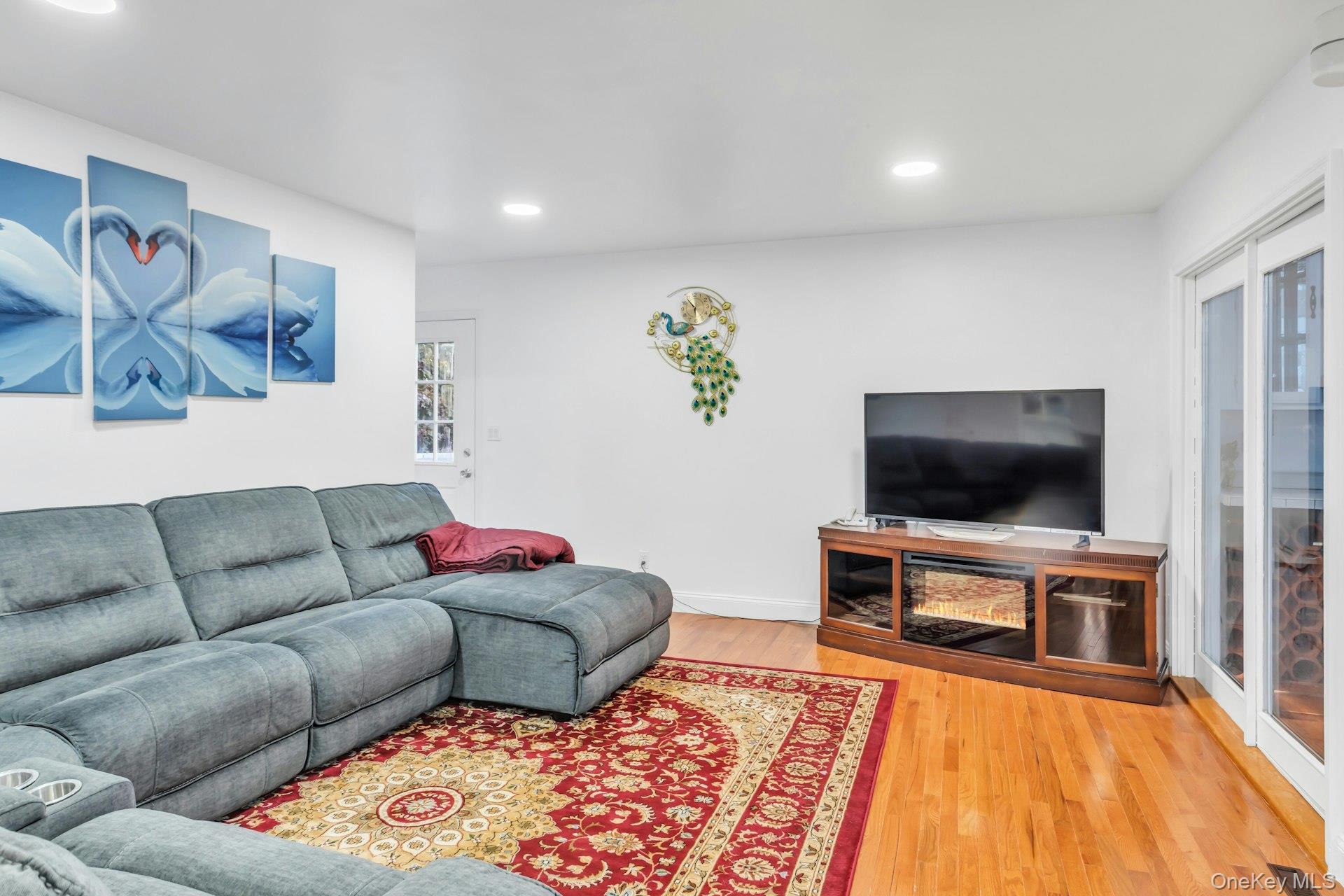 19 Bay Woods Drive — photo 7