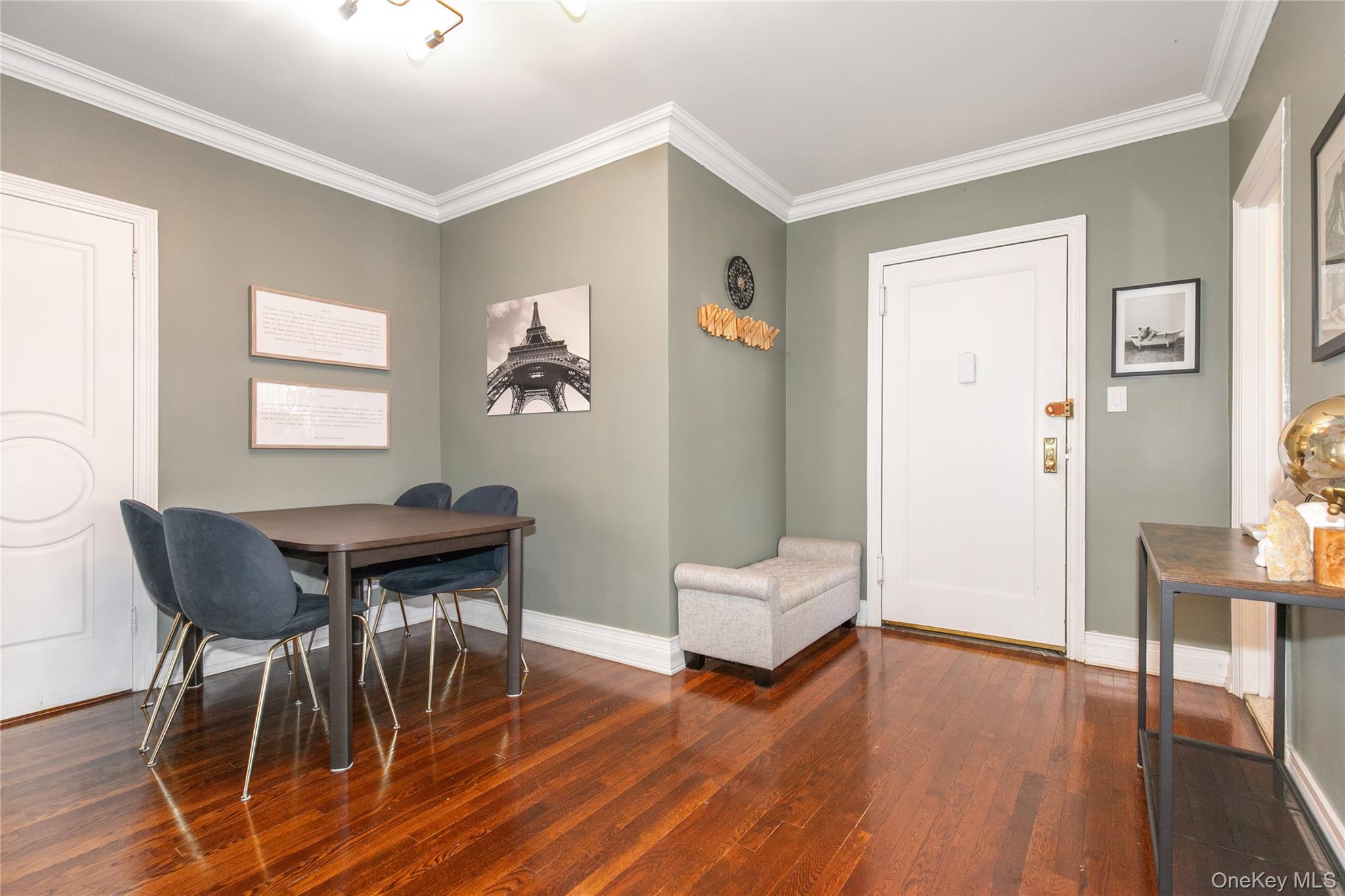 90 Knightsbridge Road #4J — photo 3