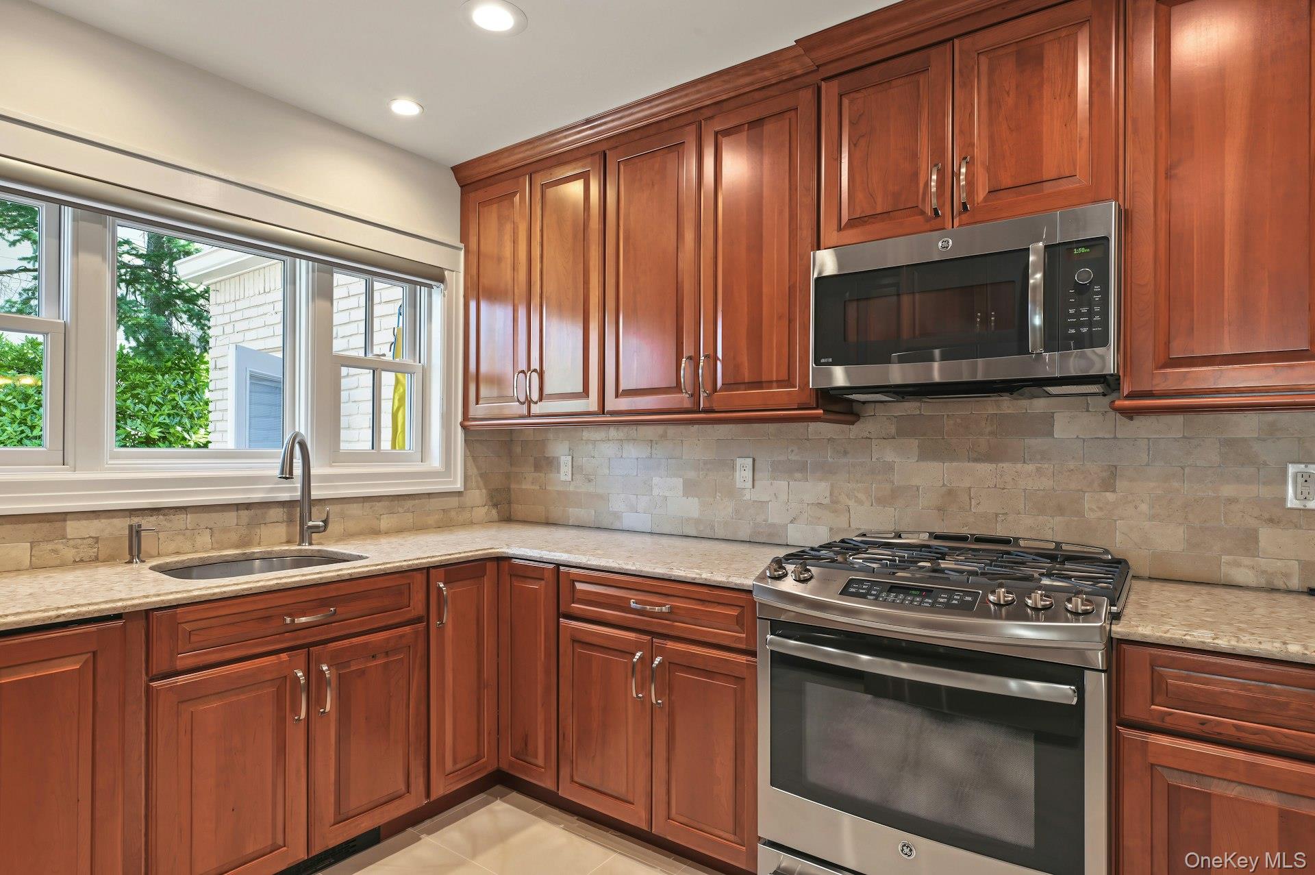 23 Allen Road — photo 11