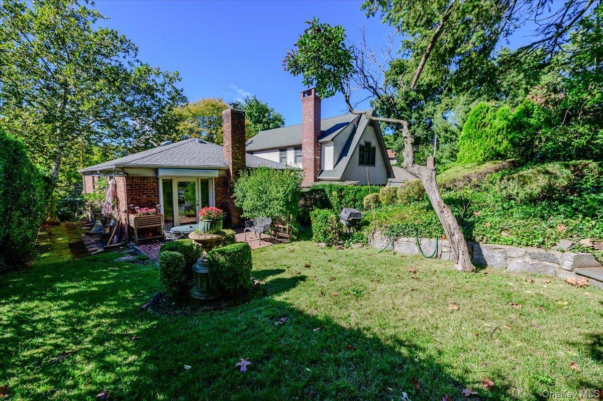 3855 Douglaston Parkway — photo 25