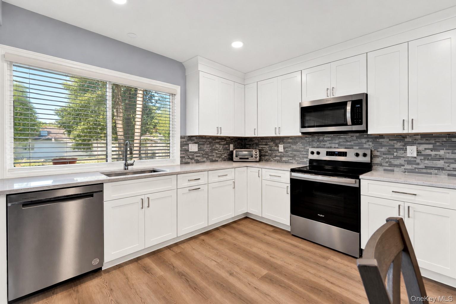 1012 Old Medford Avenue — photo 5