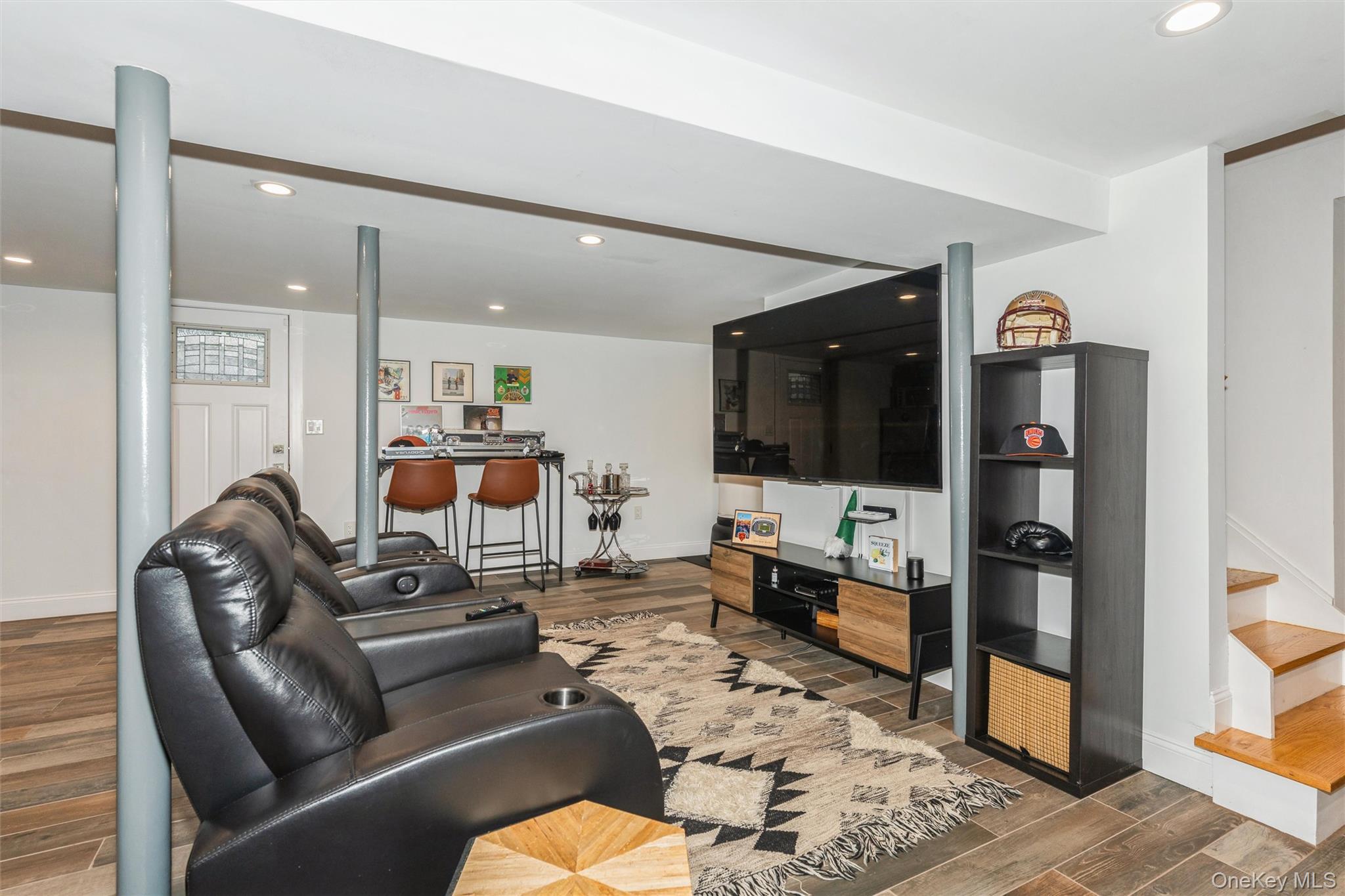 1402 Merrick Avenue — photo 27