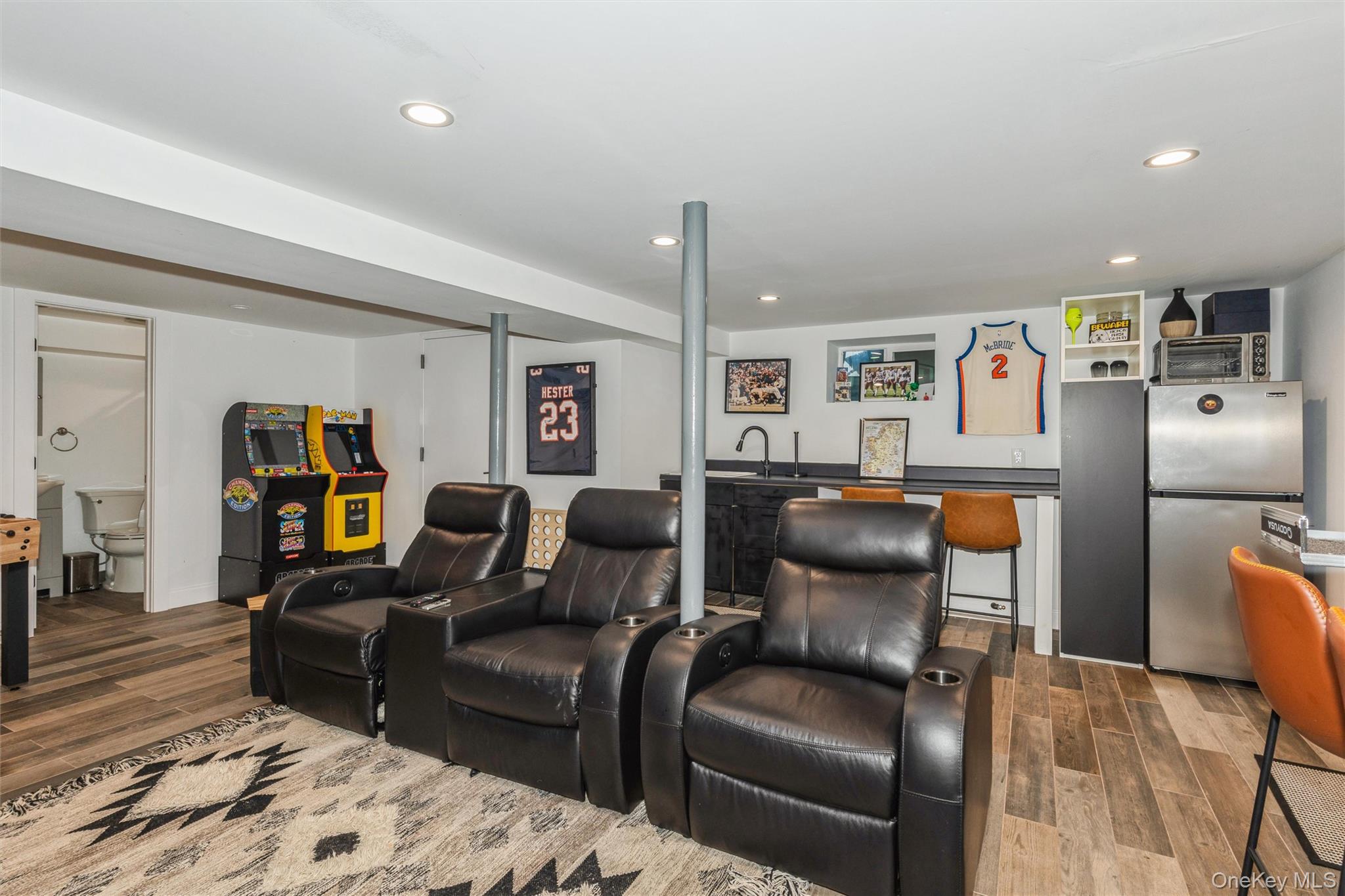 1402 Merrick Avenue — photo 28