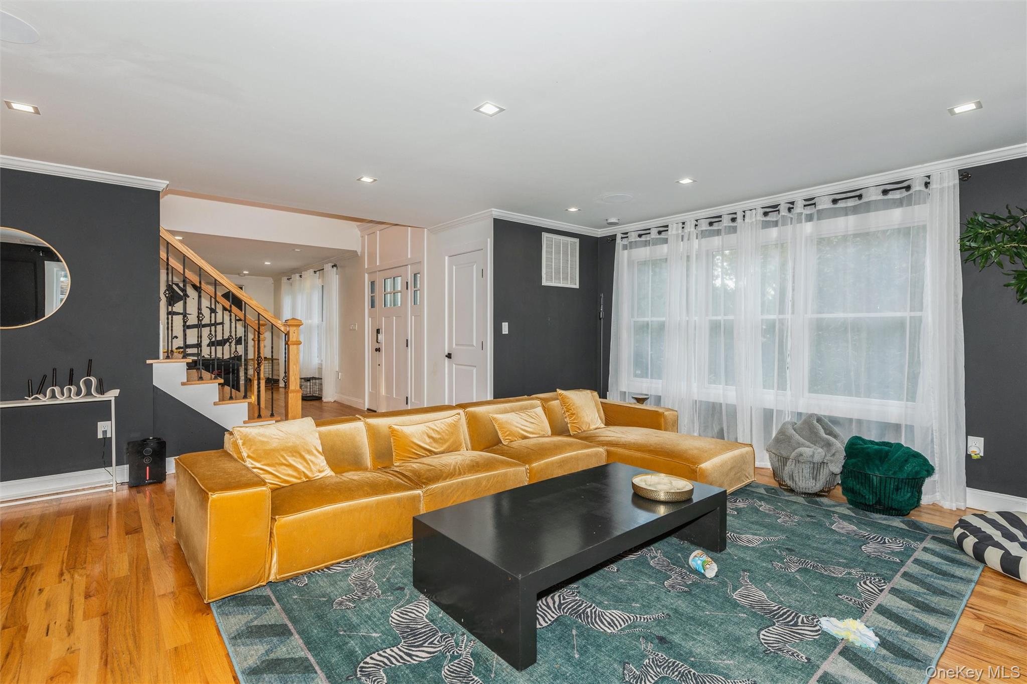 1402 Merrick Avenue — photo 3