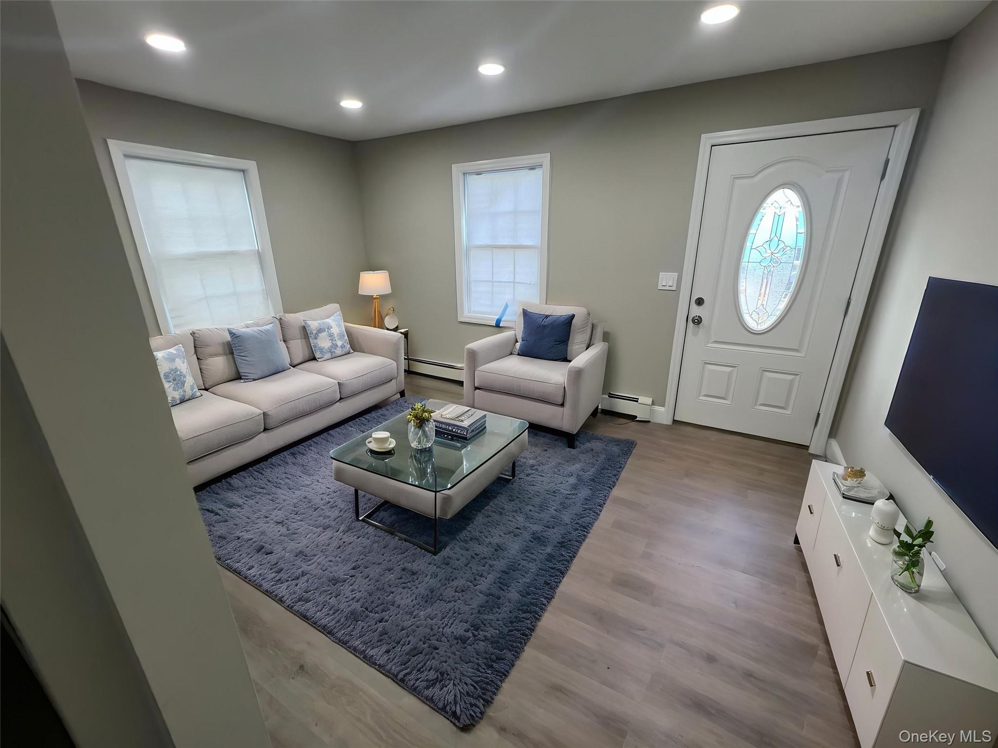 6 Booker Avenue — photo 3