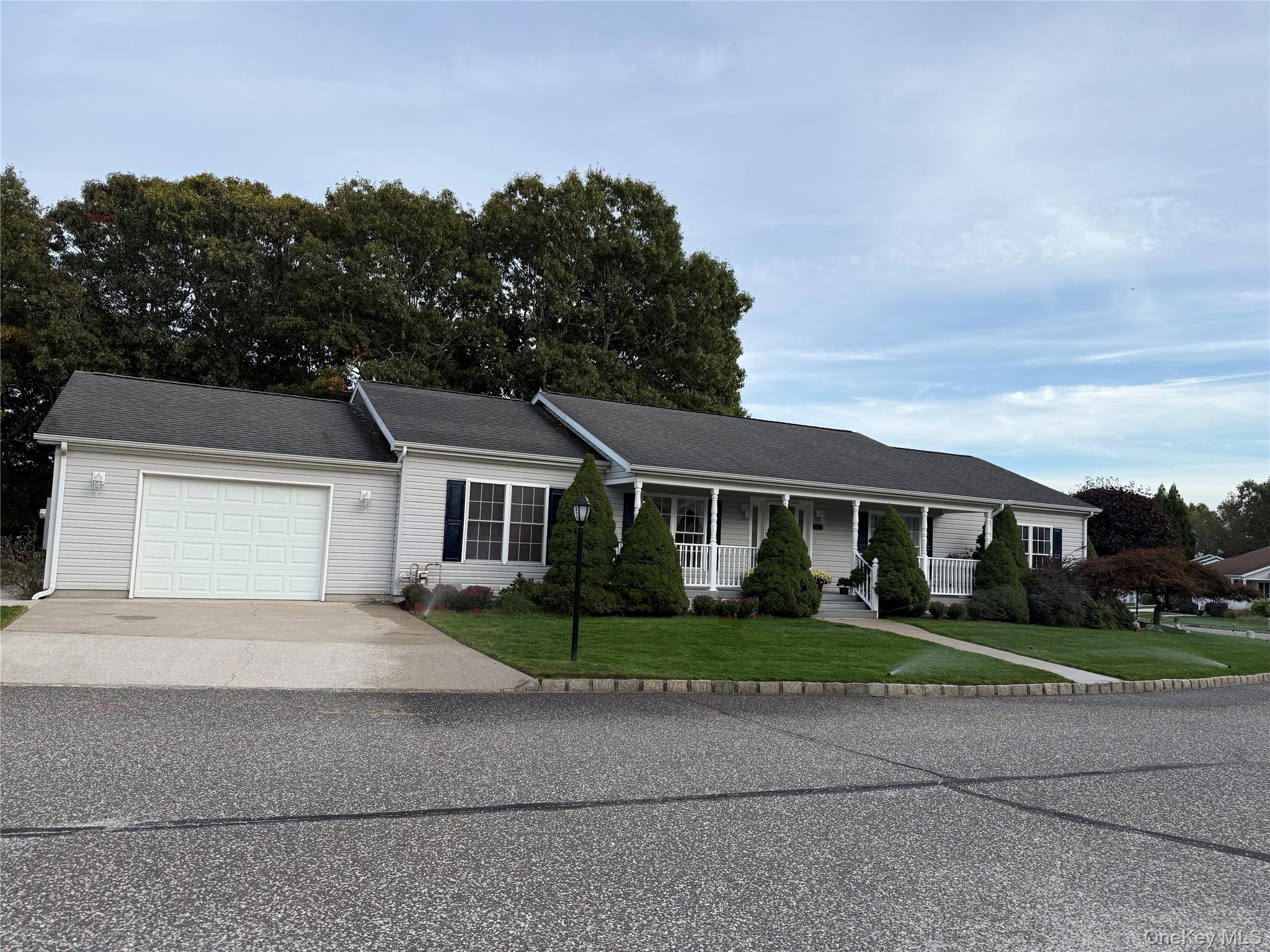 1407 Middle Road #271 — photo 37