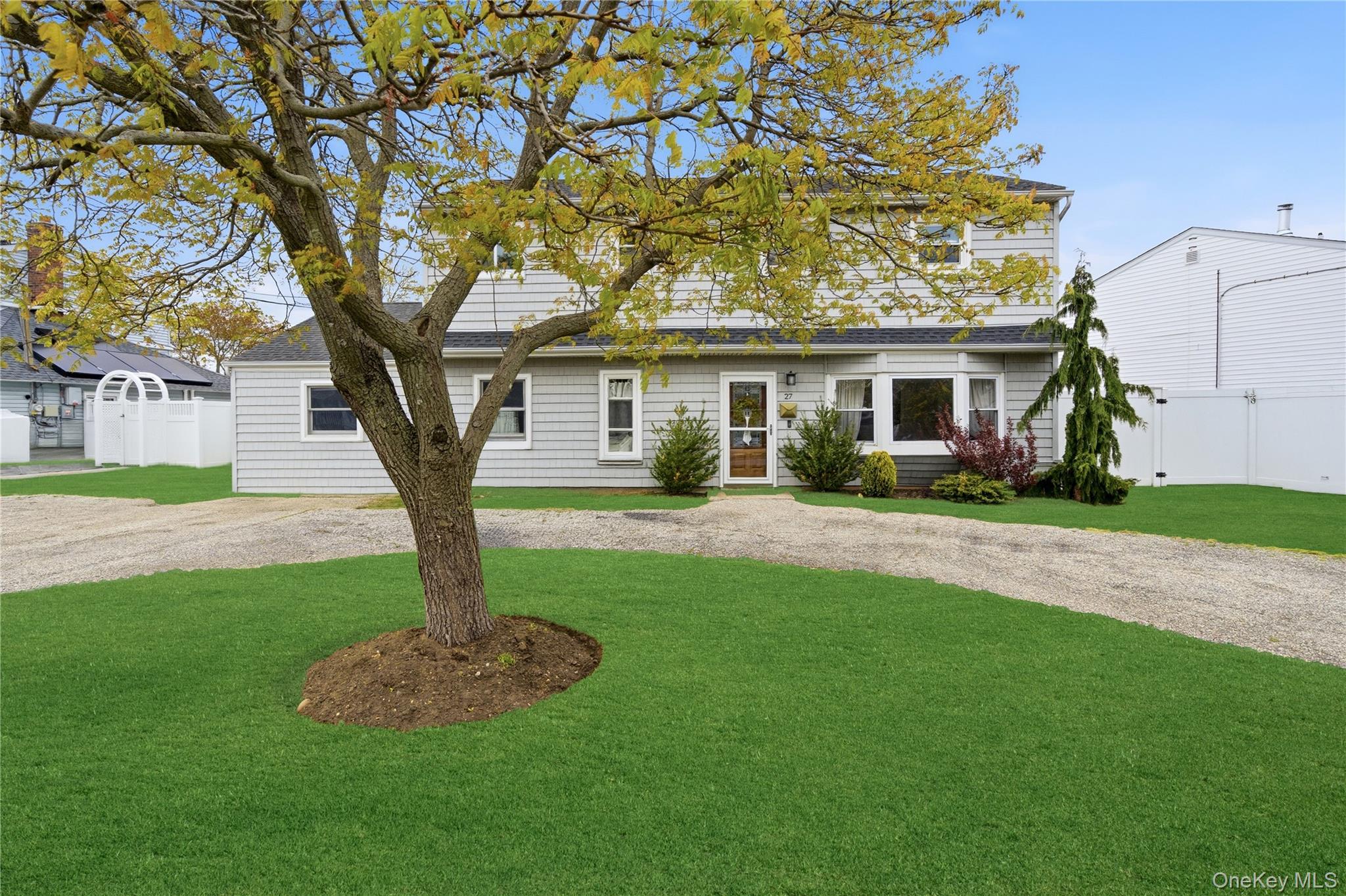 27 Polo Road, Massapequa