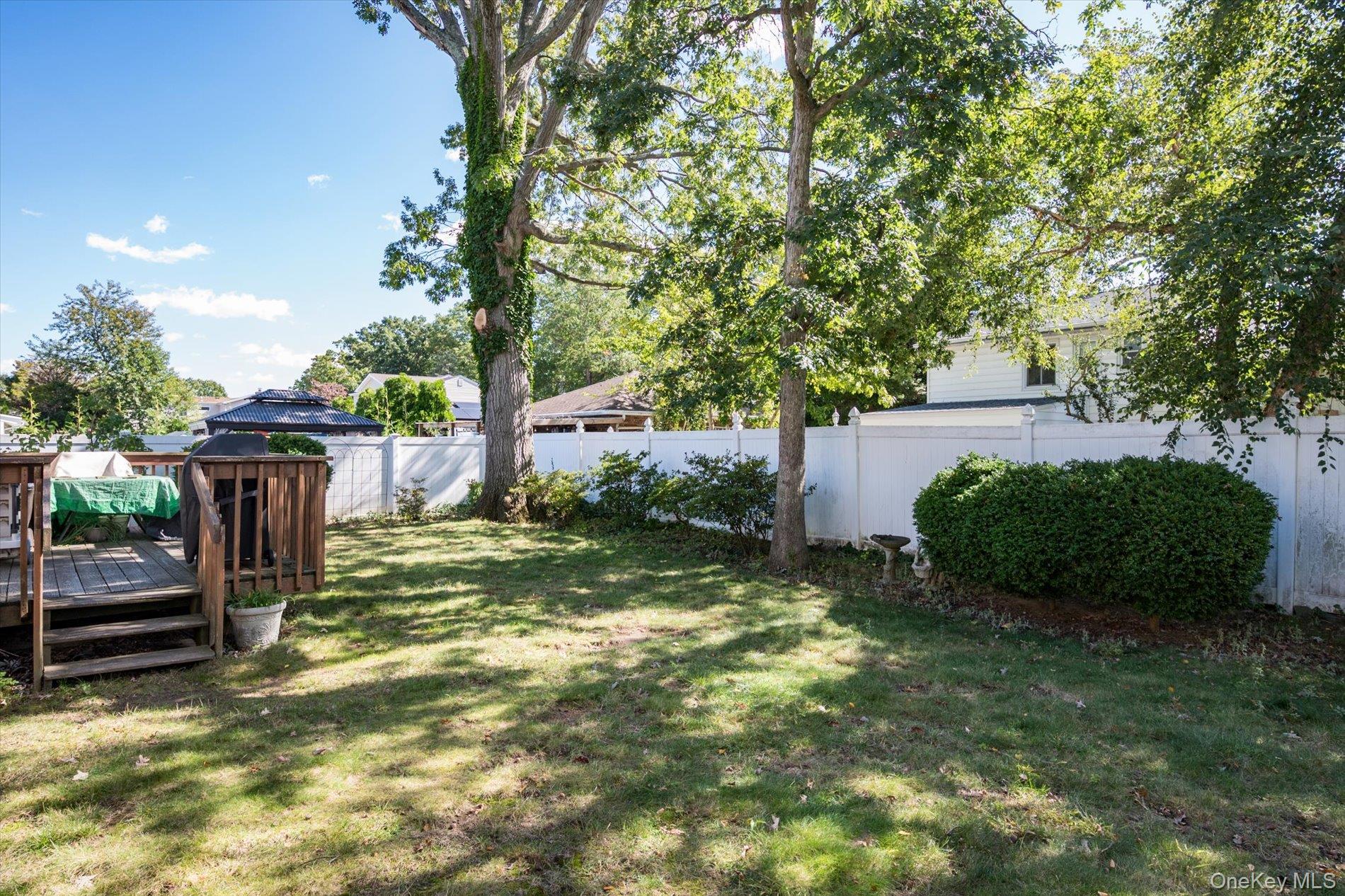 42 Sherman Avenue — photo 21