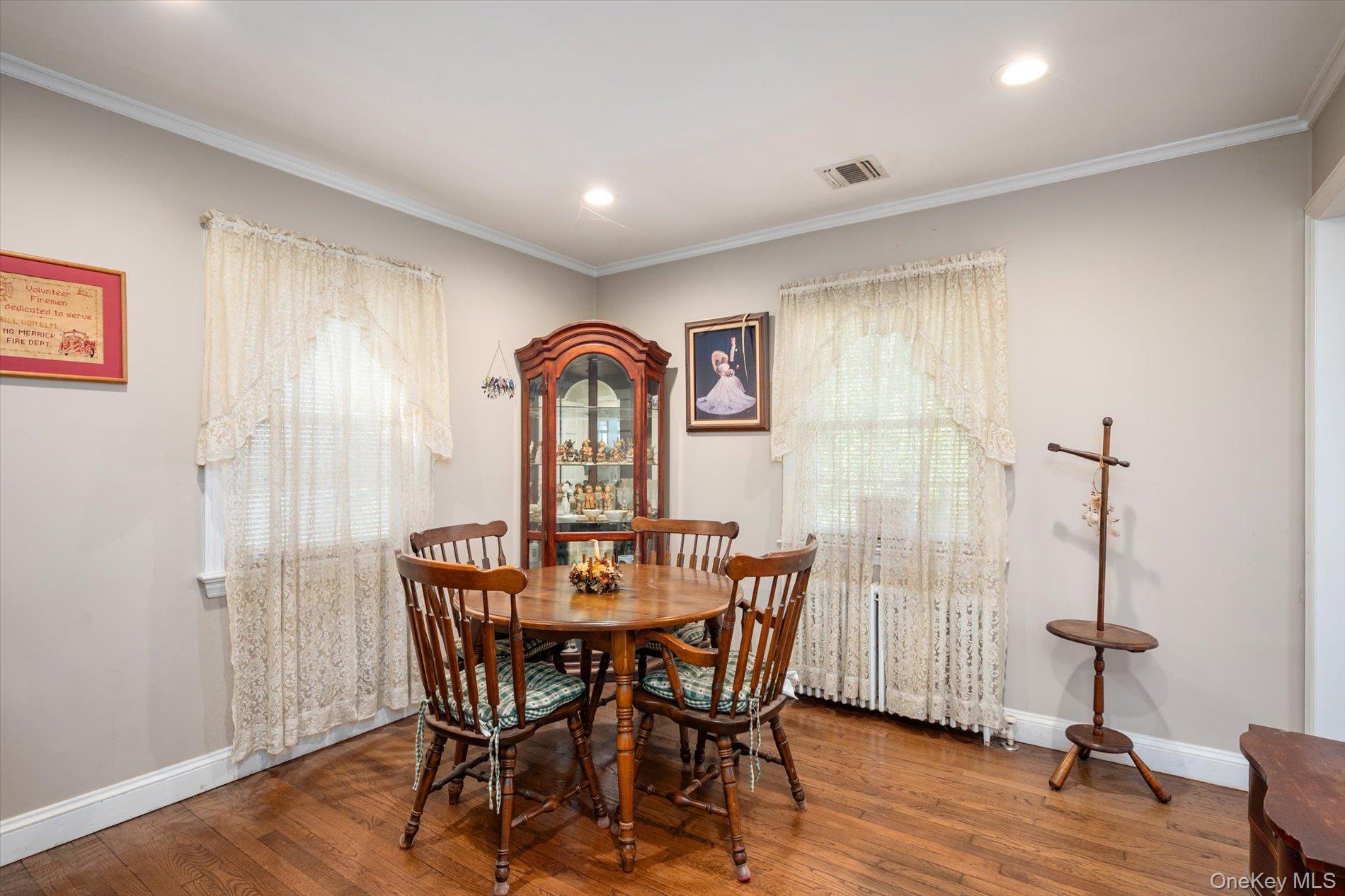 42 Sherman Avenue — photo 4