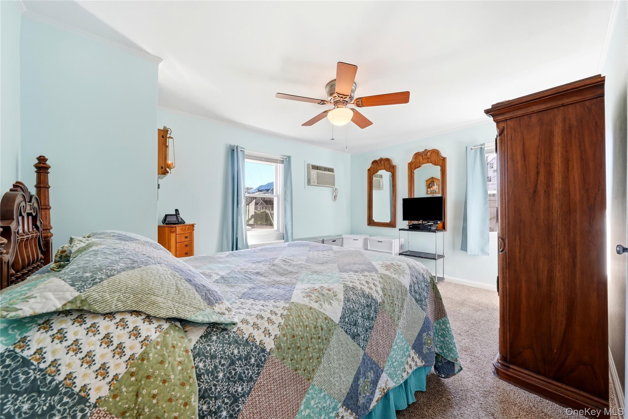 305 Nicholai Street — photo 17