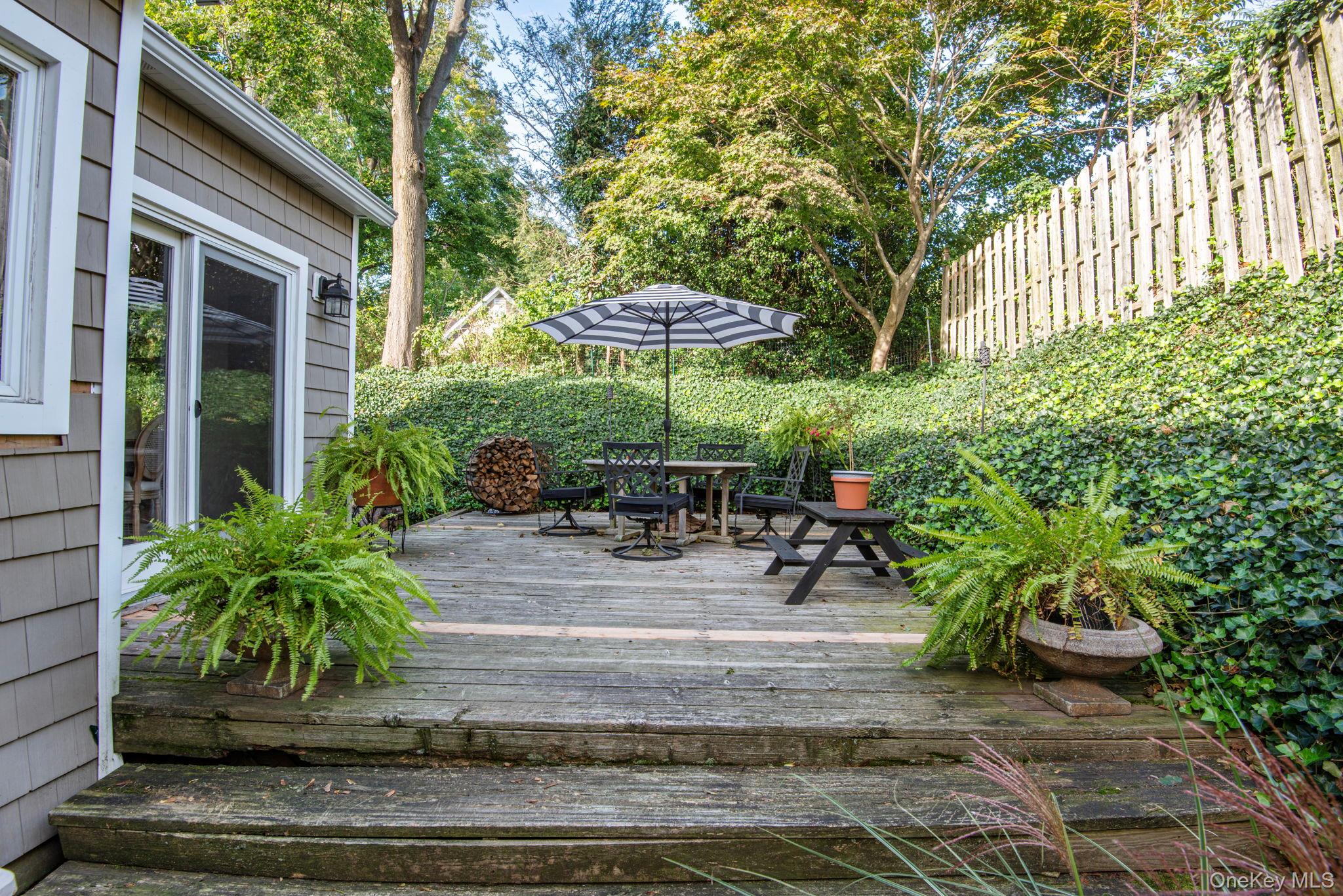 187 Scudder Avenue — photo 29