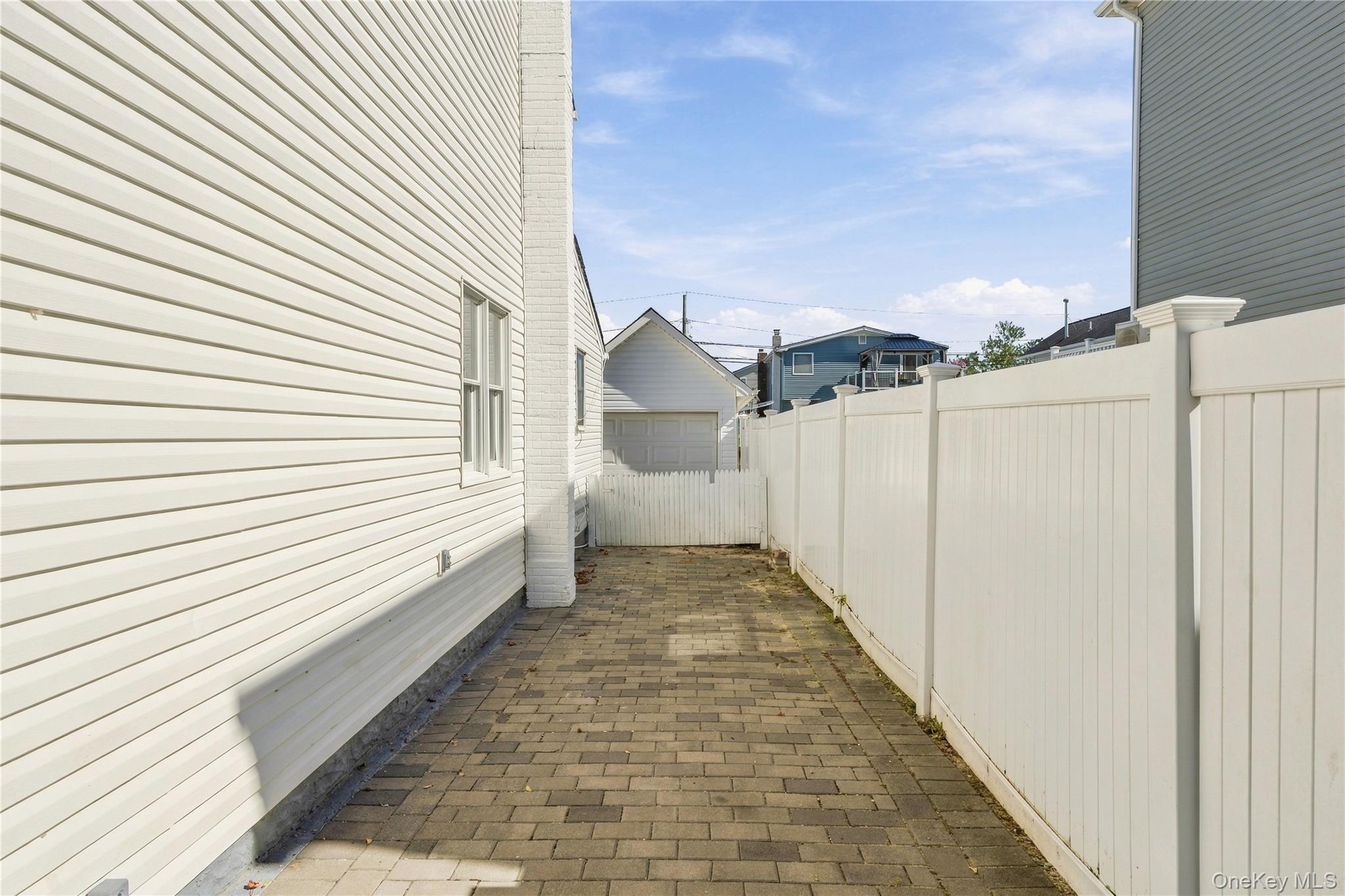 644 8th Street — photo 31
