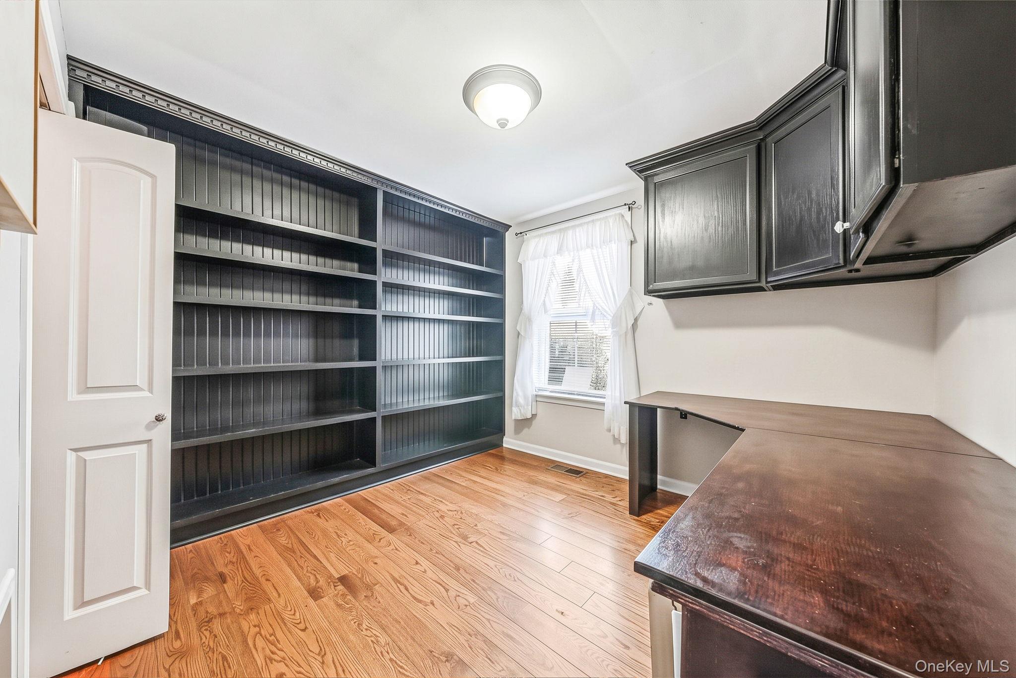 12 Collins Avenue — photo 28