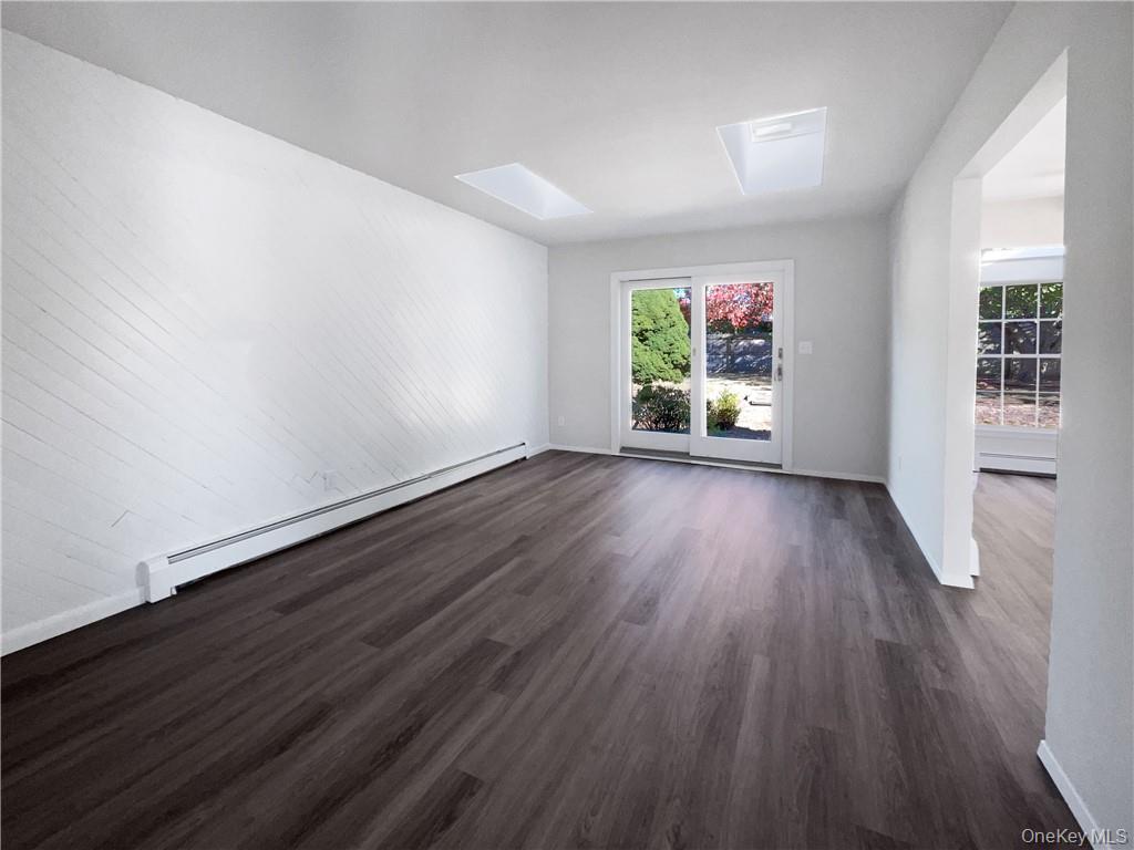 11 Frost Valley Drive — photo 16