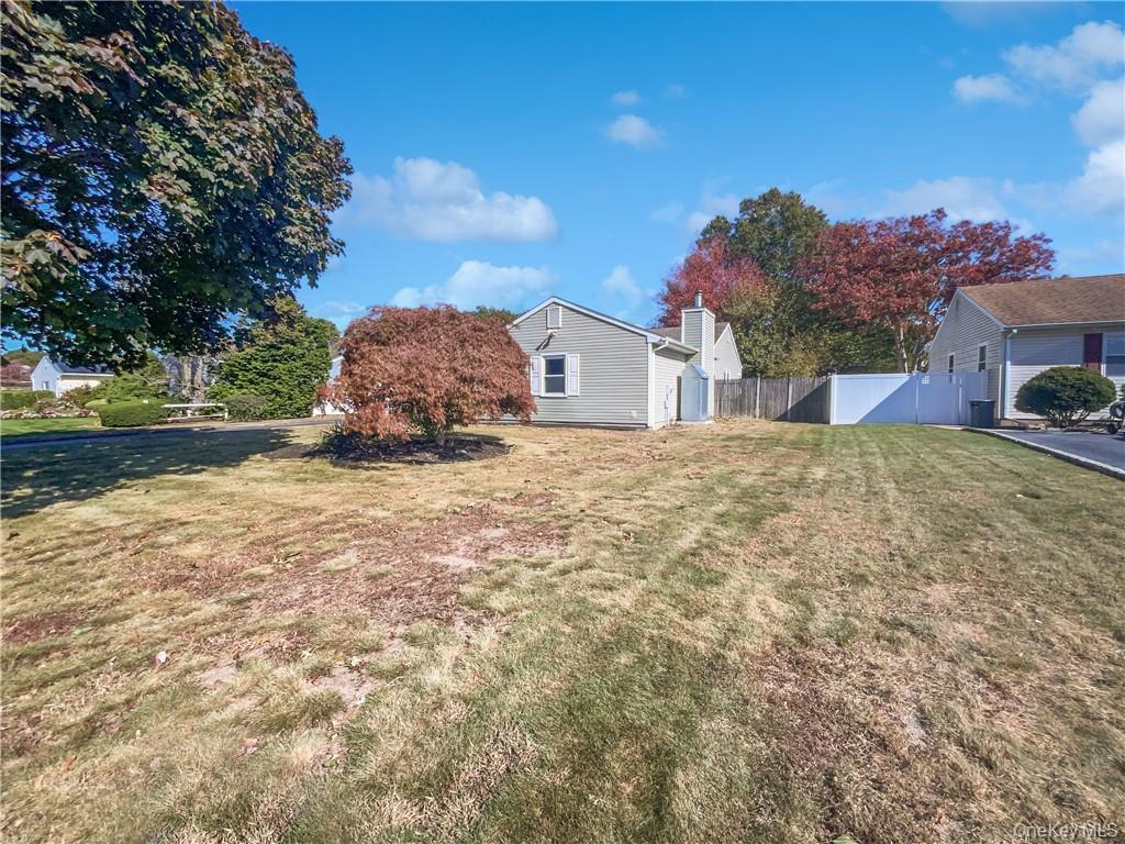 11 Frost Valley Drive — photo 10