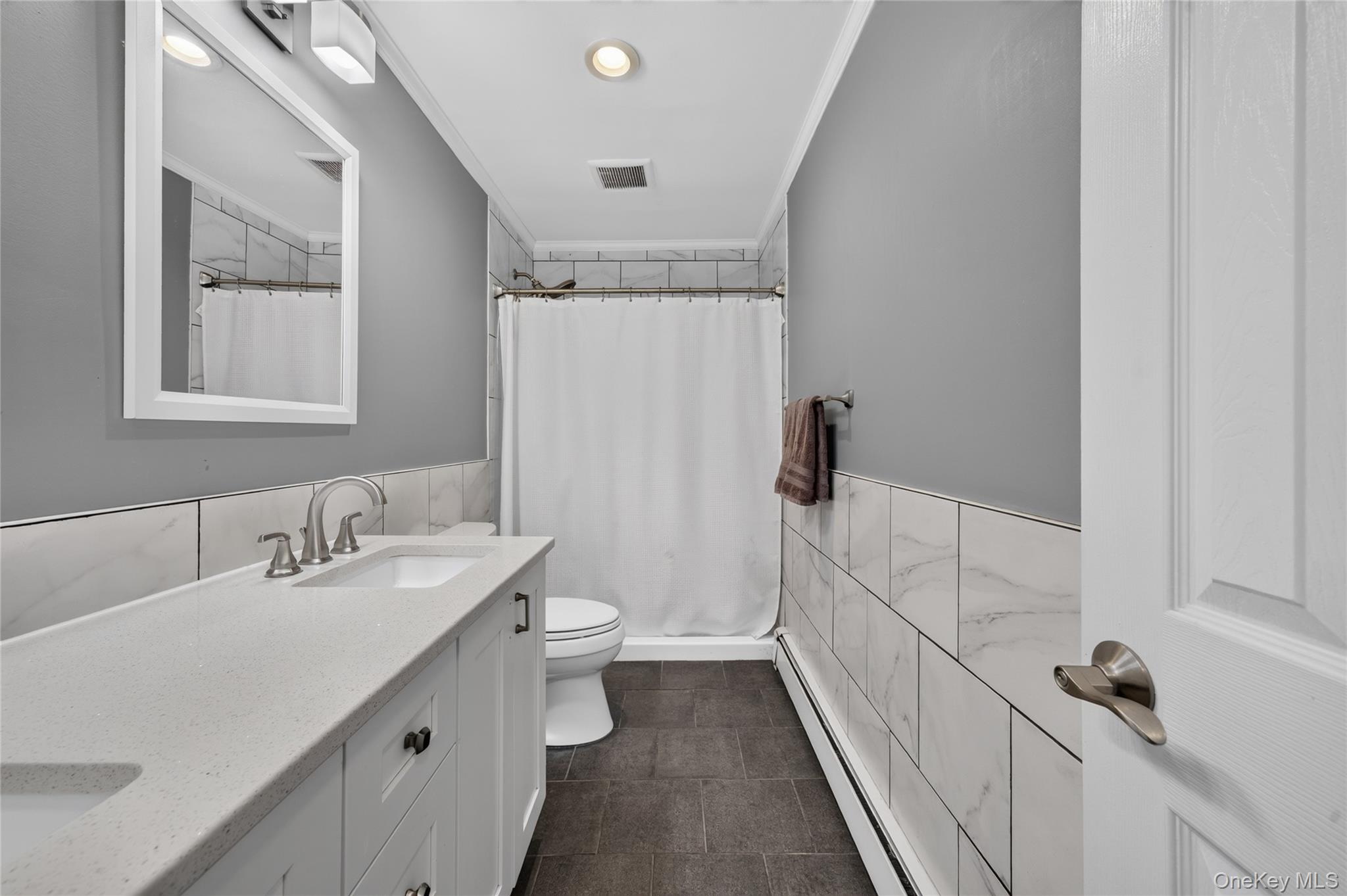 3 Jasper Avenue — photo 22