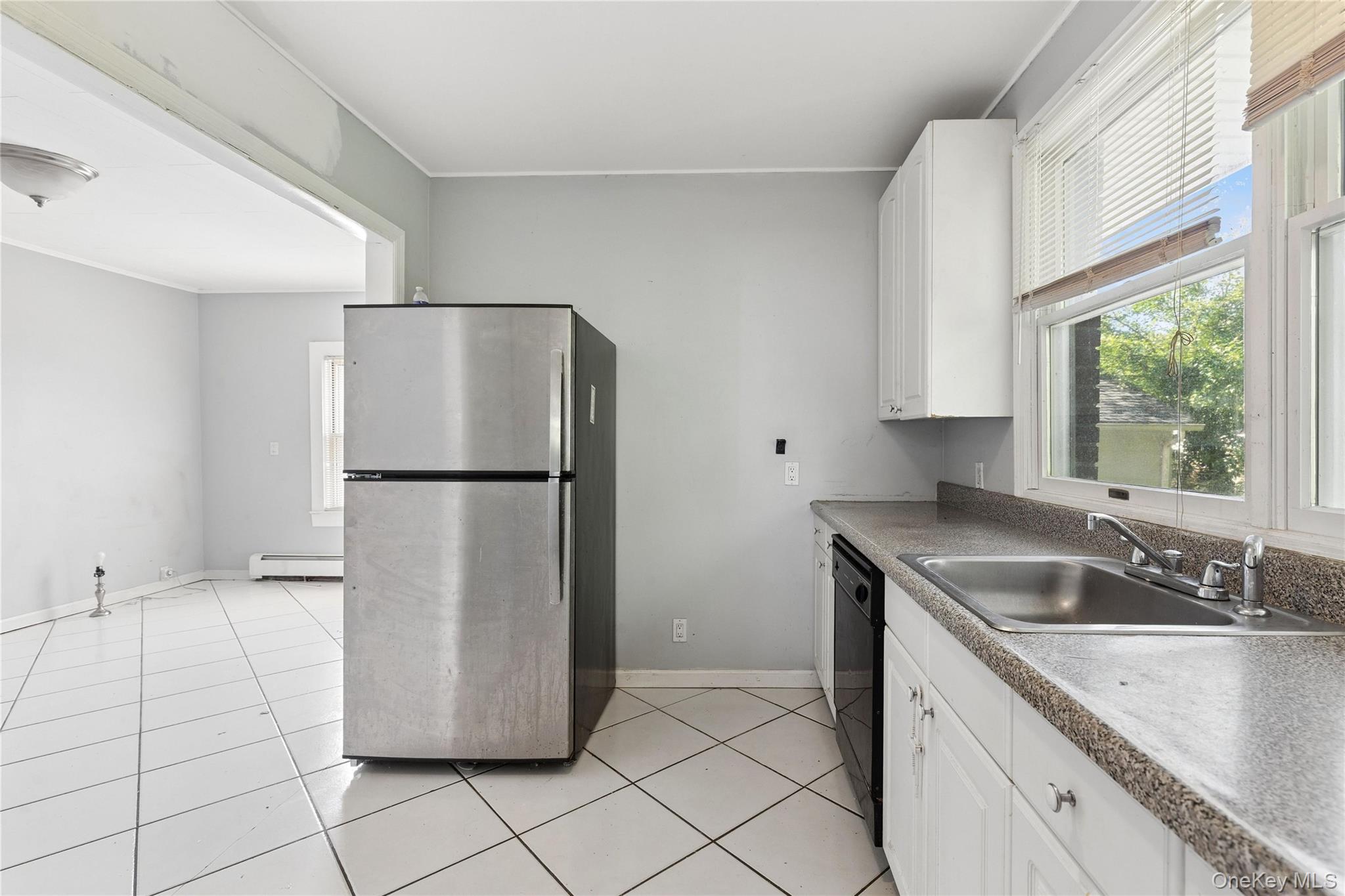 9 Plandome Place — photo 10