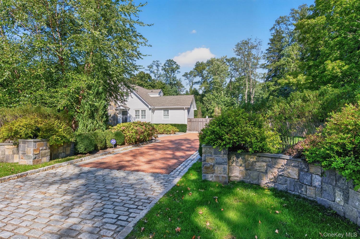 25 Old Northport Road — photo 3