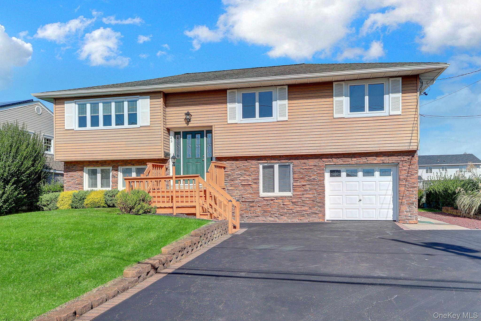 45 Florence Avenue, Massapequa