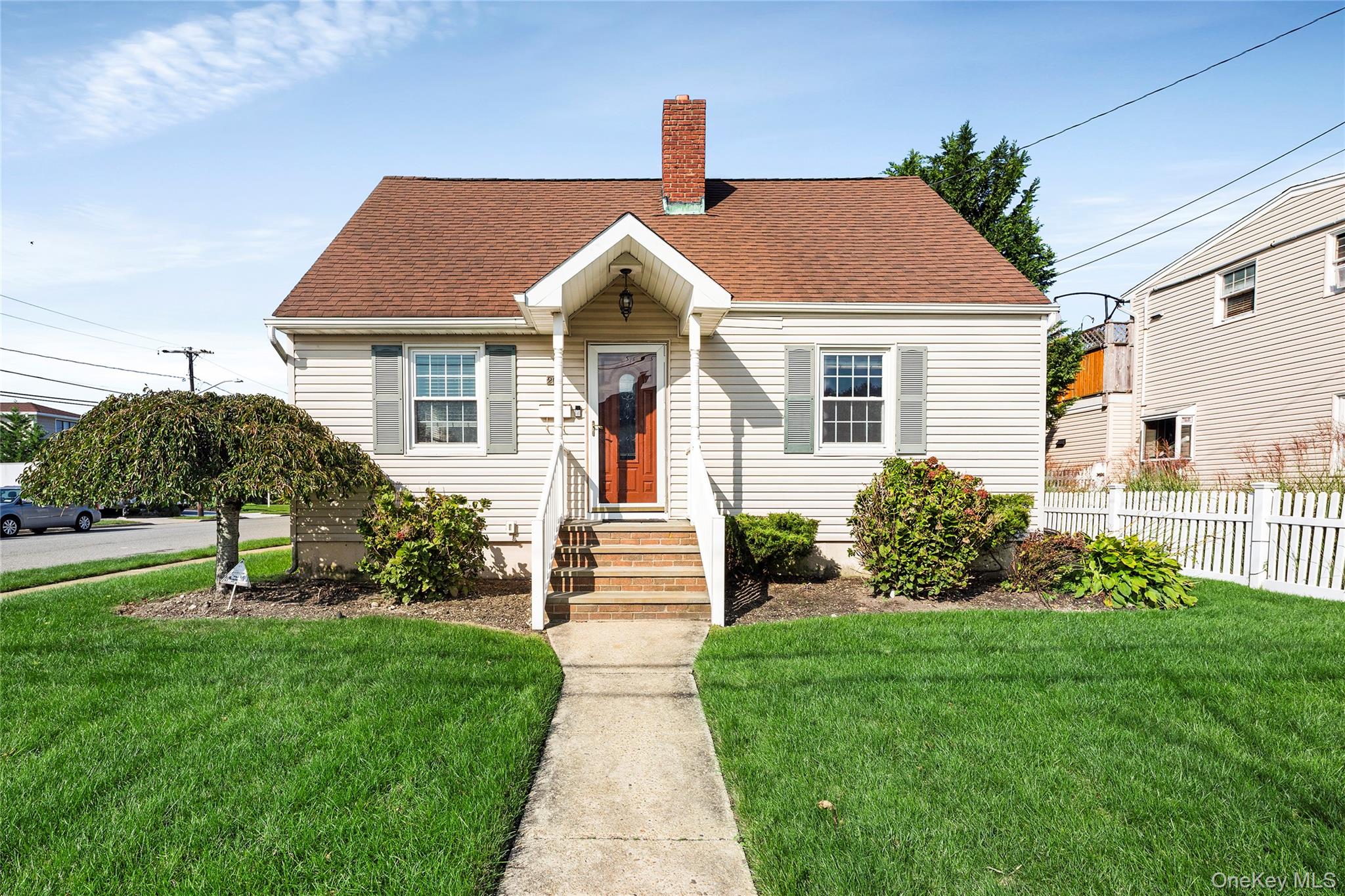 200 Forest Avenue, Massapequa