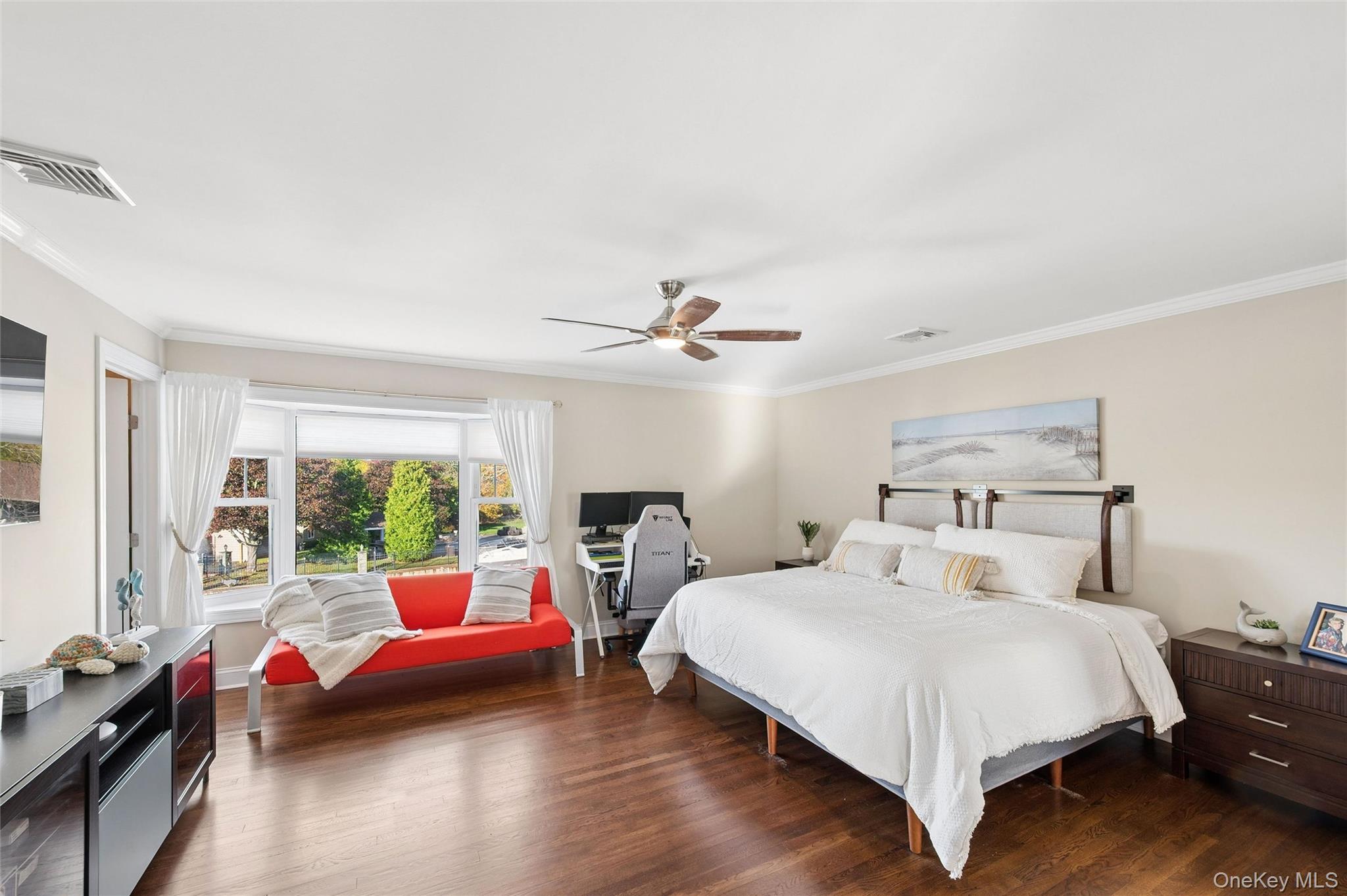 120 Mayhew Avenue — photo 12