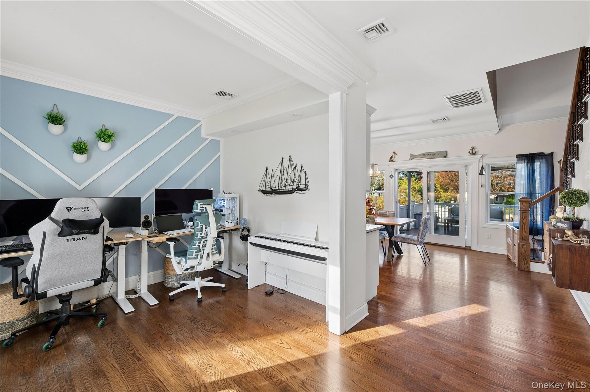 120 Mayhew Avenue — photo 4