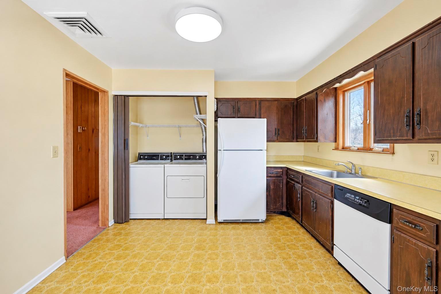 41 Shore Drive — photo 25