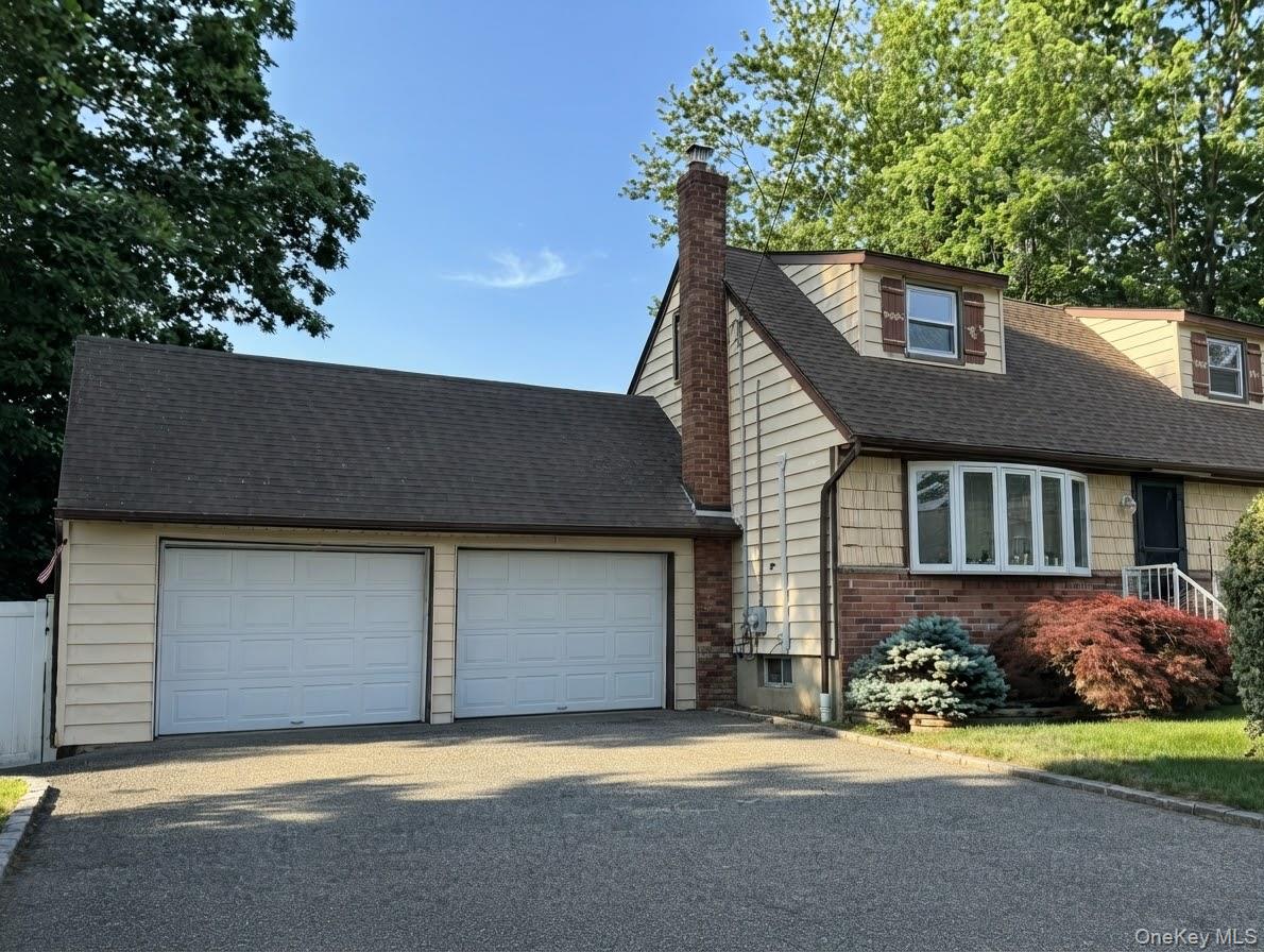 2306 Fowler Street — photo 2
