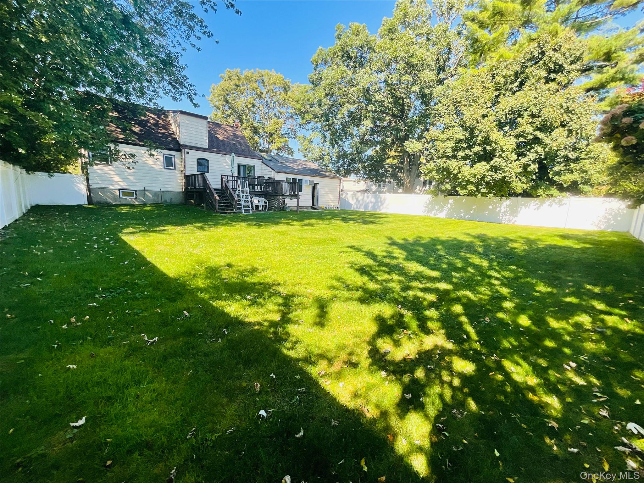 2306 Fowler Street — photo 30