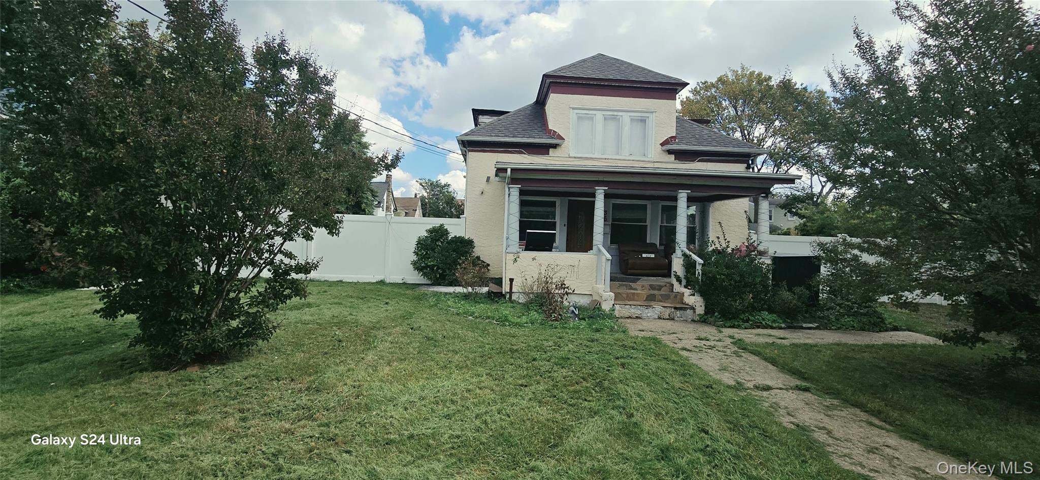 36 Woodbine Drive — photo 4