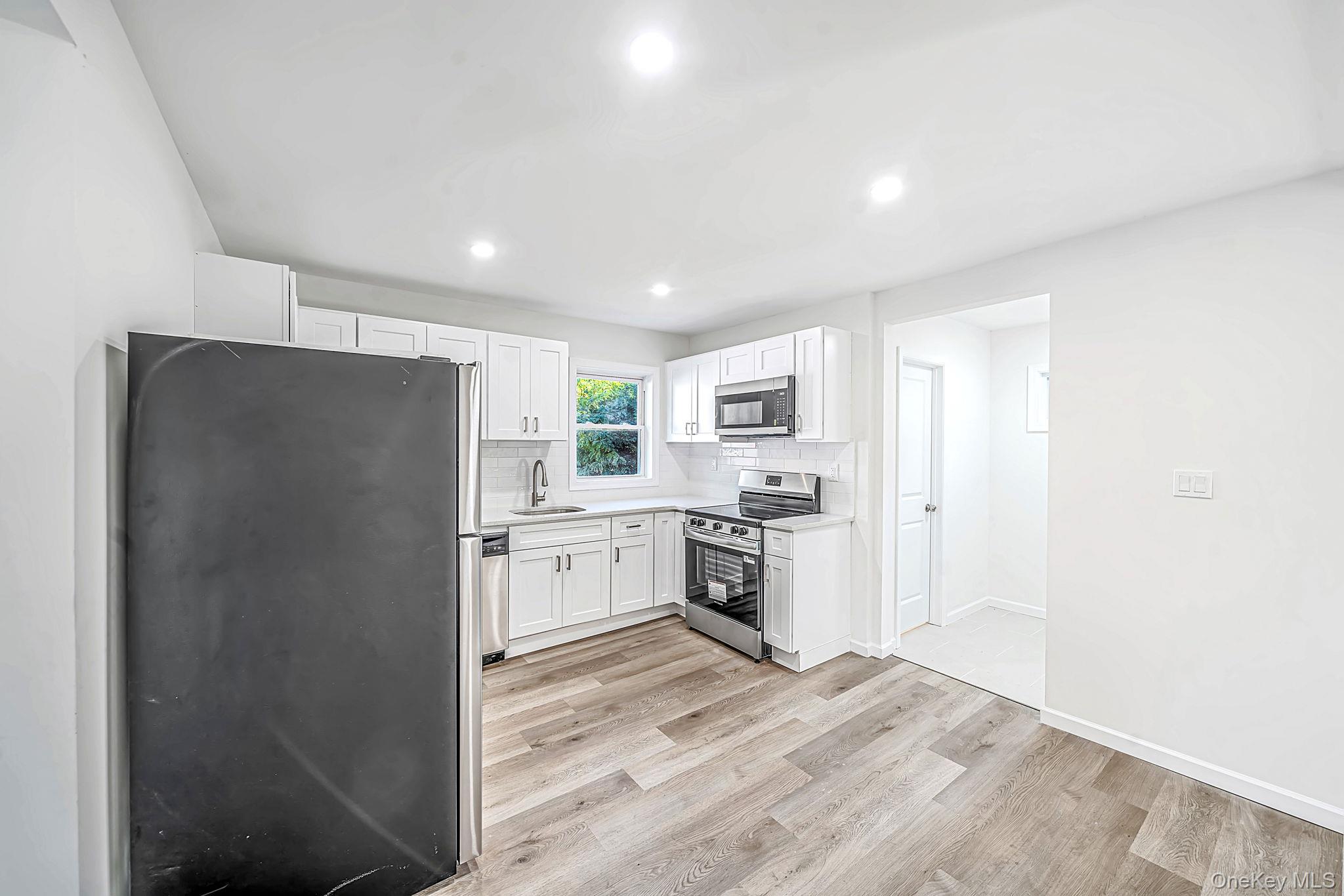 85 Jayne Avenue — photo 18