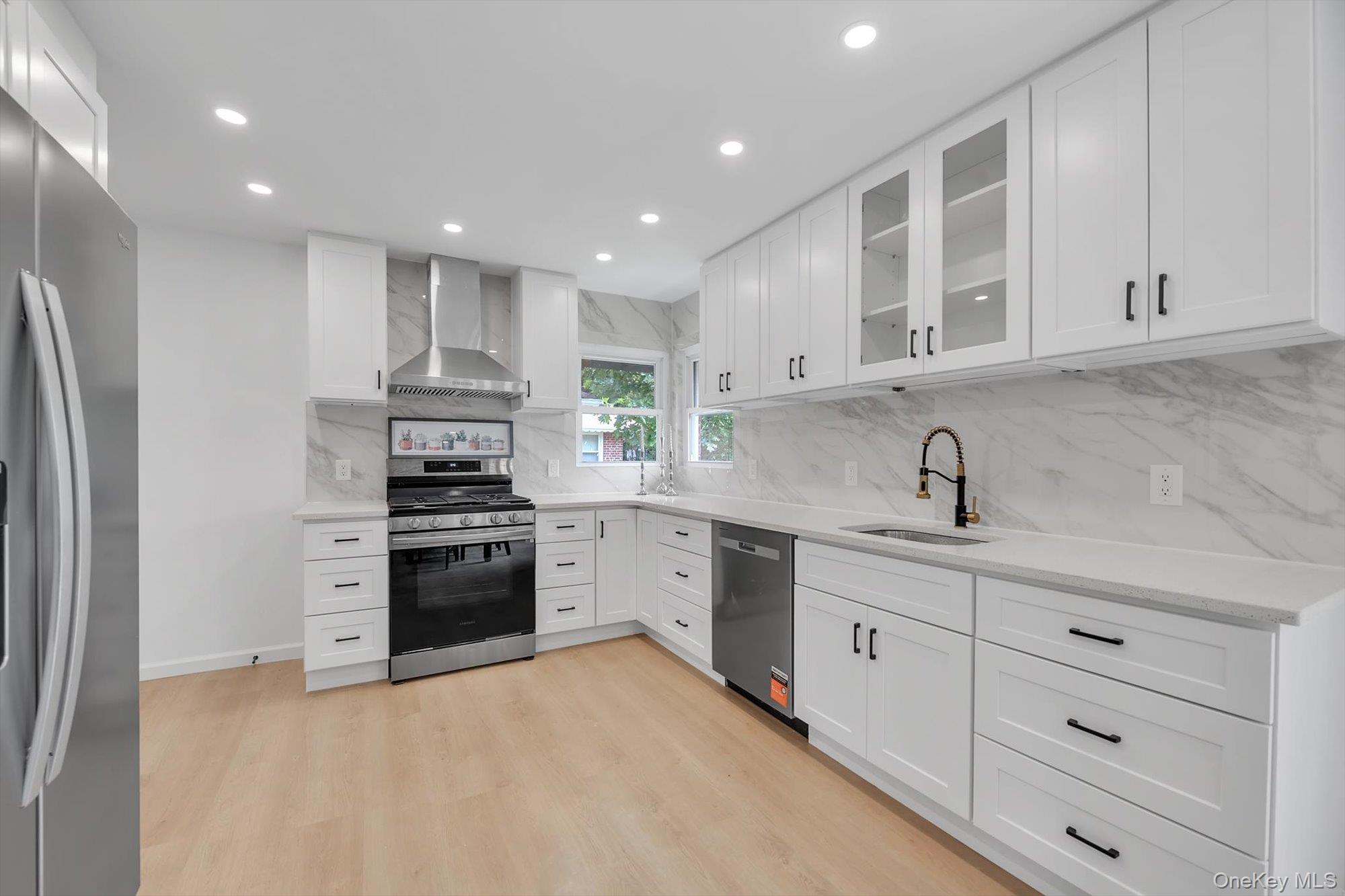 788 Dean Drive — photo 8