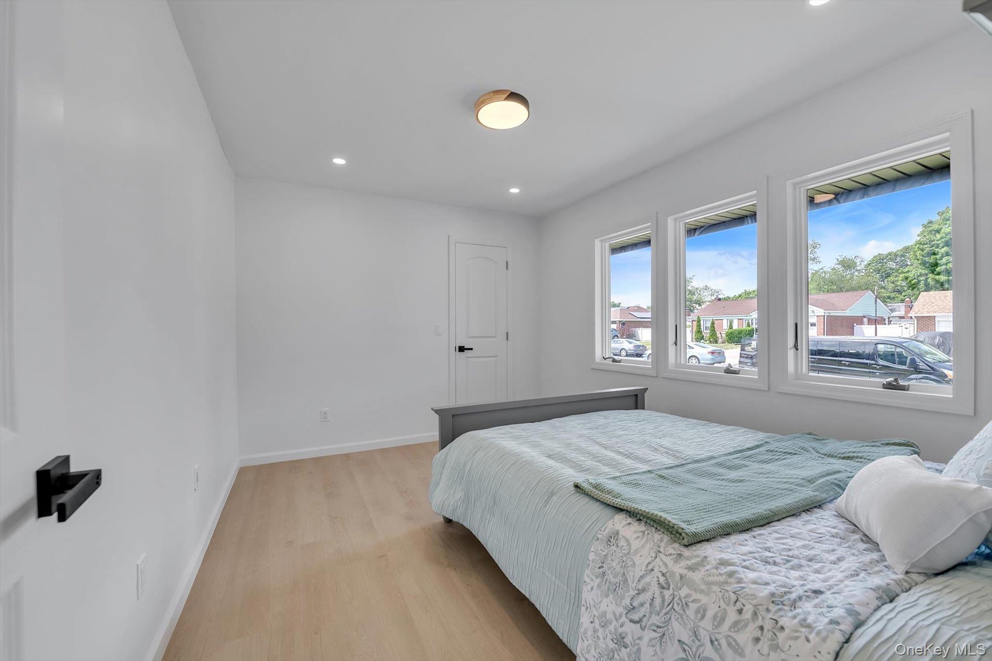 788 Dean Drive — photo 9