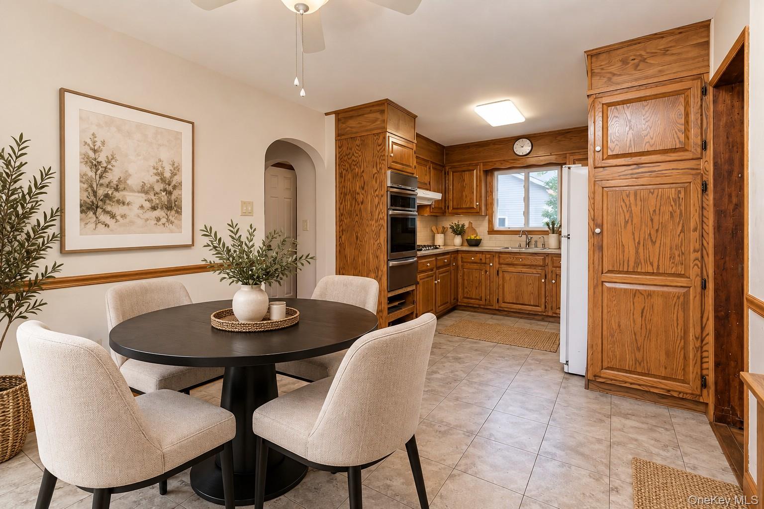 415 Whitehall Street — photo 8