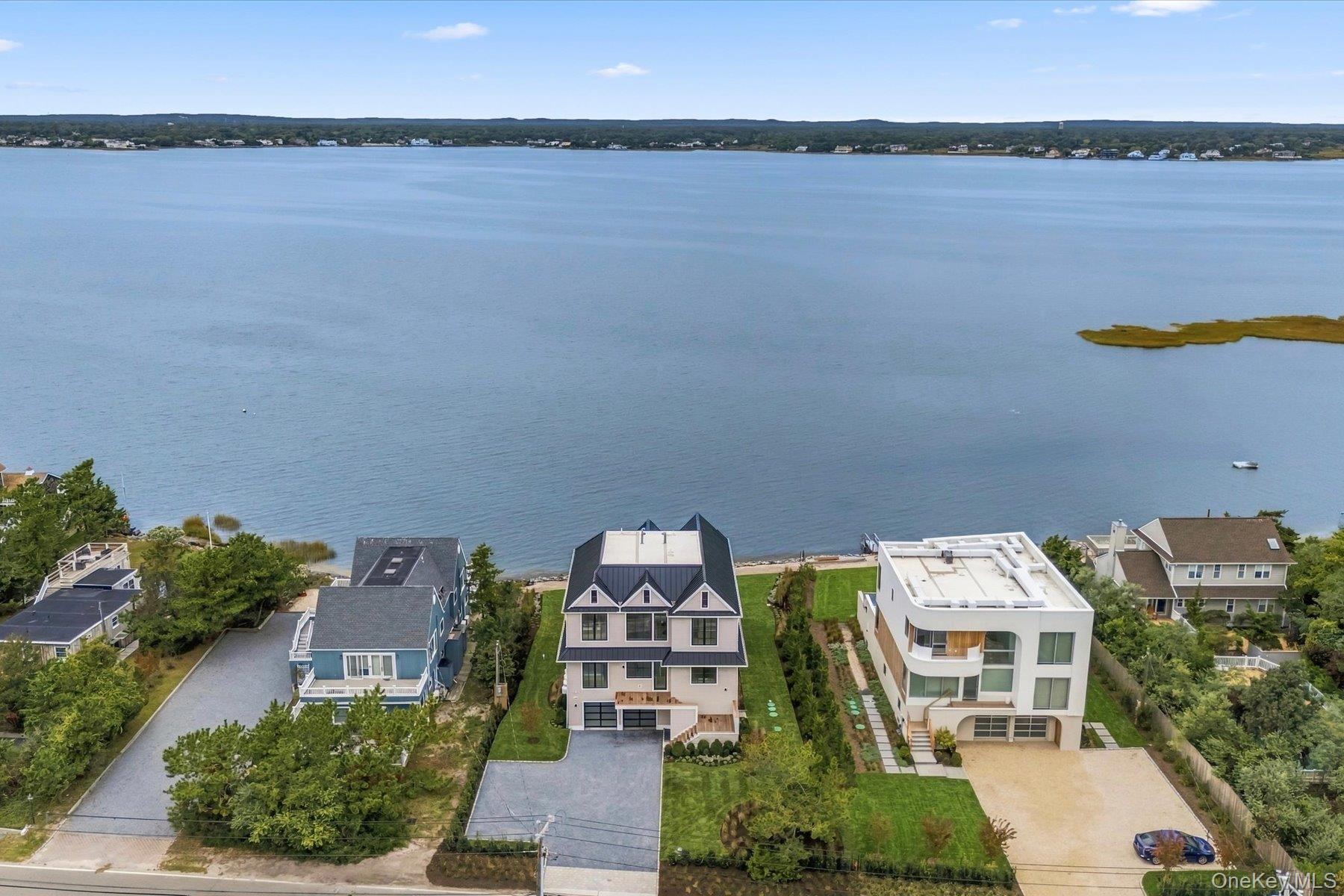 498 Dune Road — photo 40