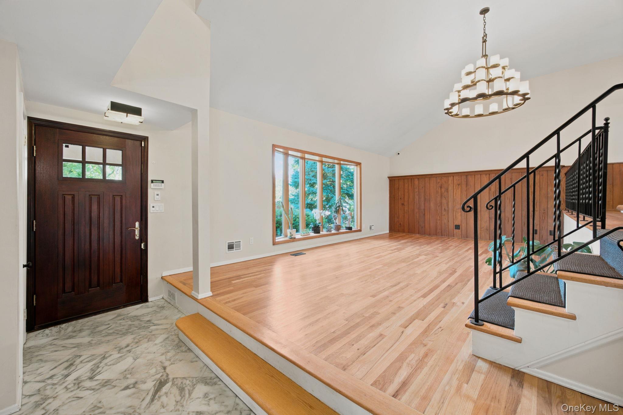 14 Fairway Drive — photo 3