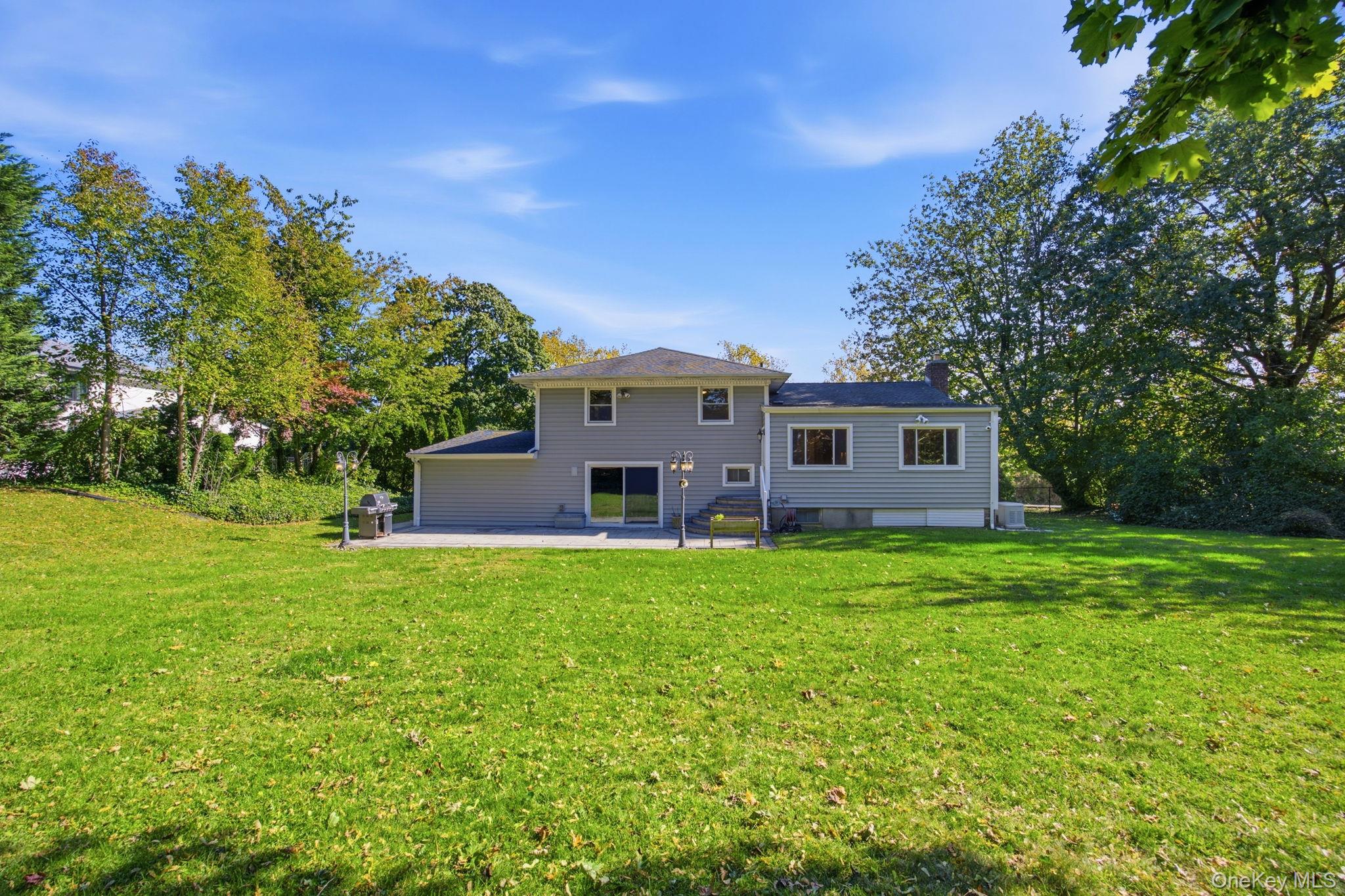 14 Fairway Drive — photo 33
