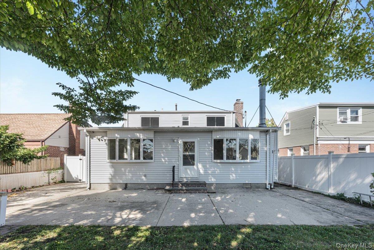 5 Edward Avenue — photo 22
