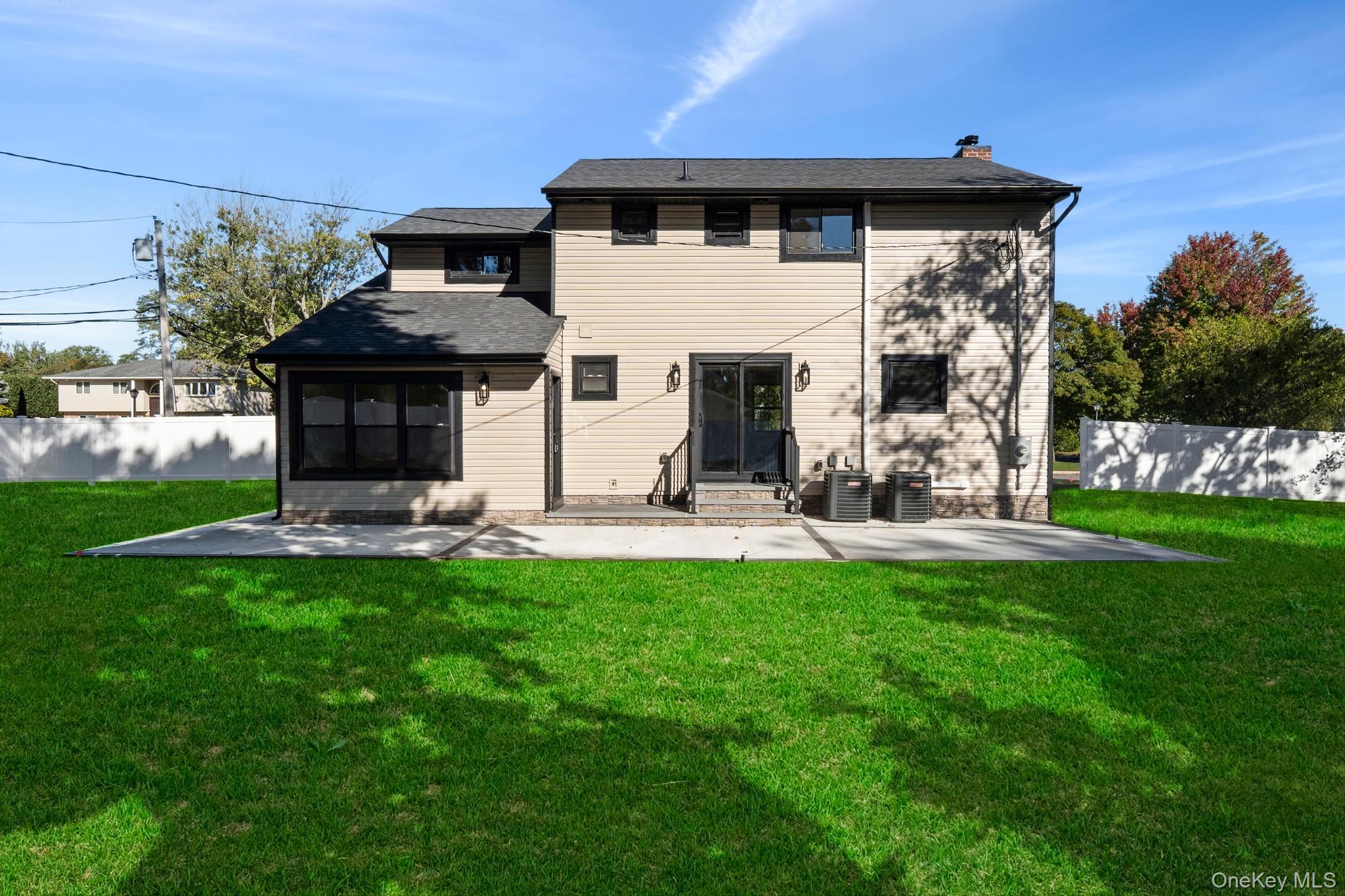 1 Medford Lane — photo 36