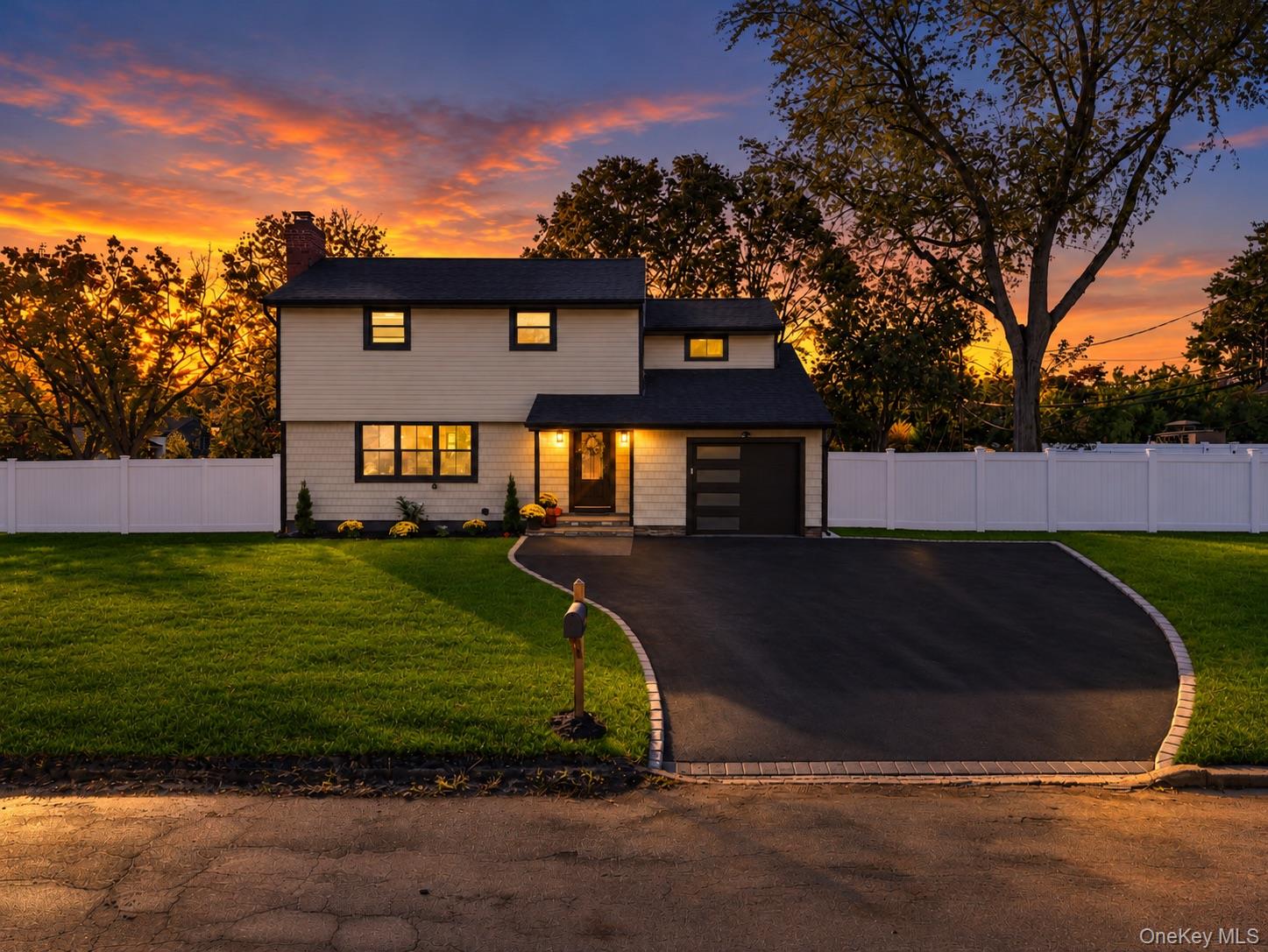 1 Medford Lane, East Northport