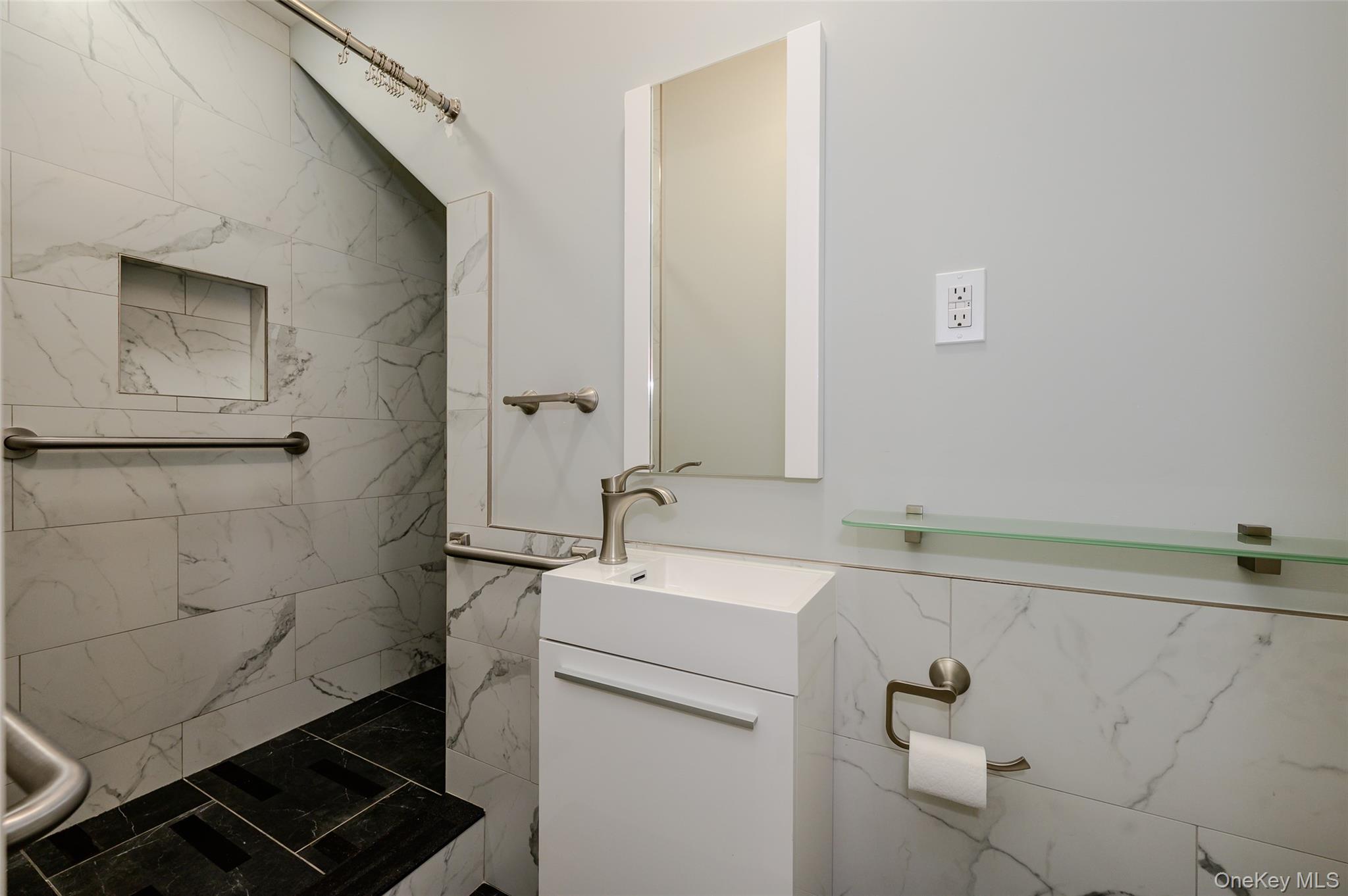 7008 Coral Reef Way #A — photo 11